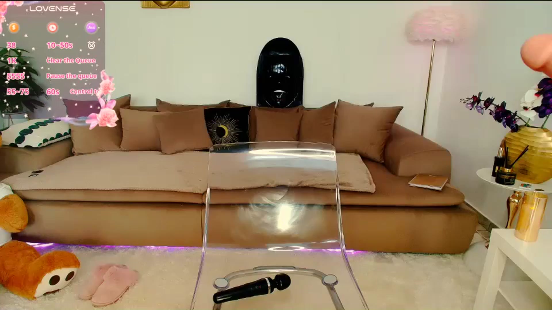 Gallery image thumbnail from OhhLuan's myfreecams stream on, 02/04/2026, 10:58 image 17 of 20