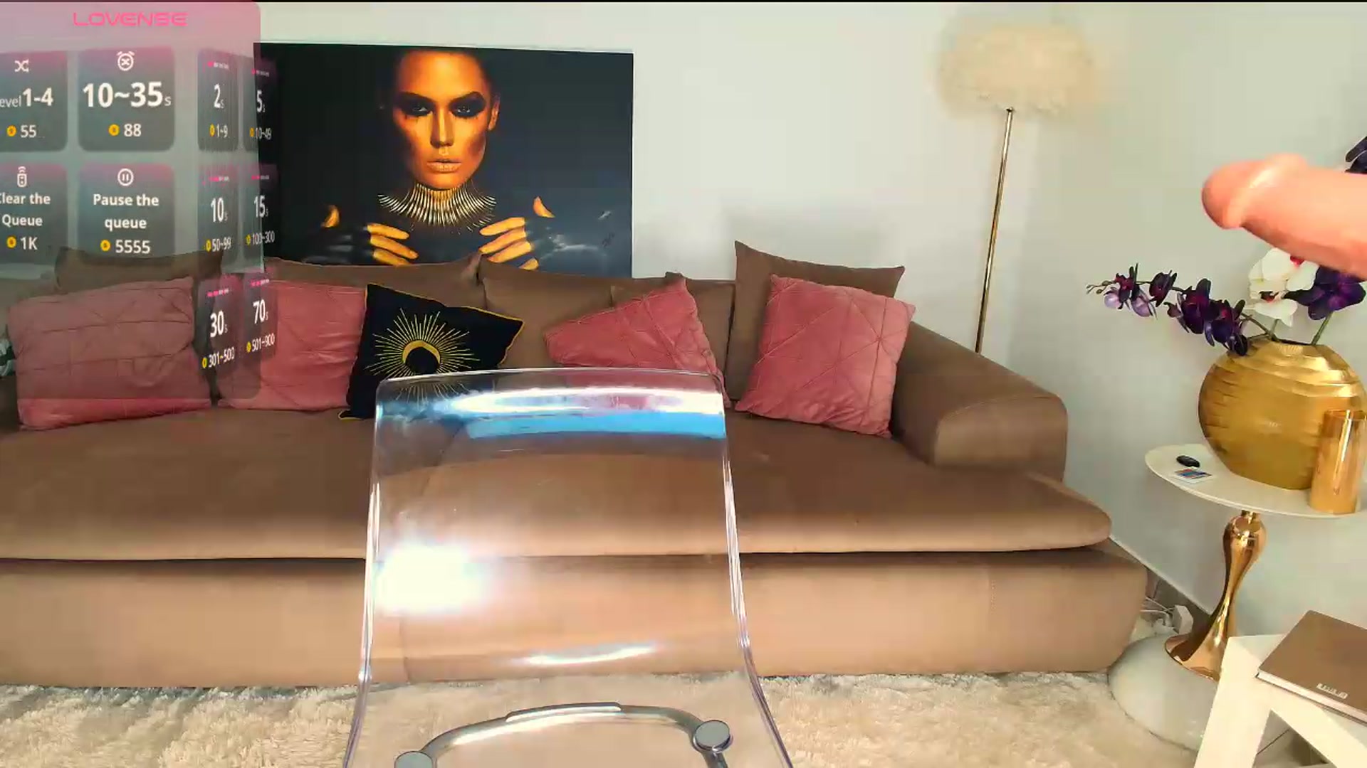 Gallery image thumbnail from OhhLuan's myfreecams stream on, 05/25/2026, 19:59 image 13 of 20