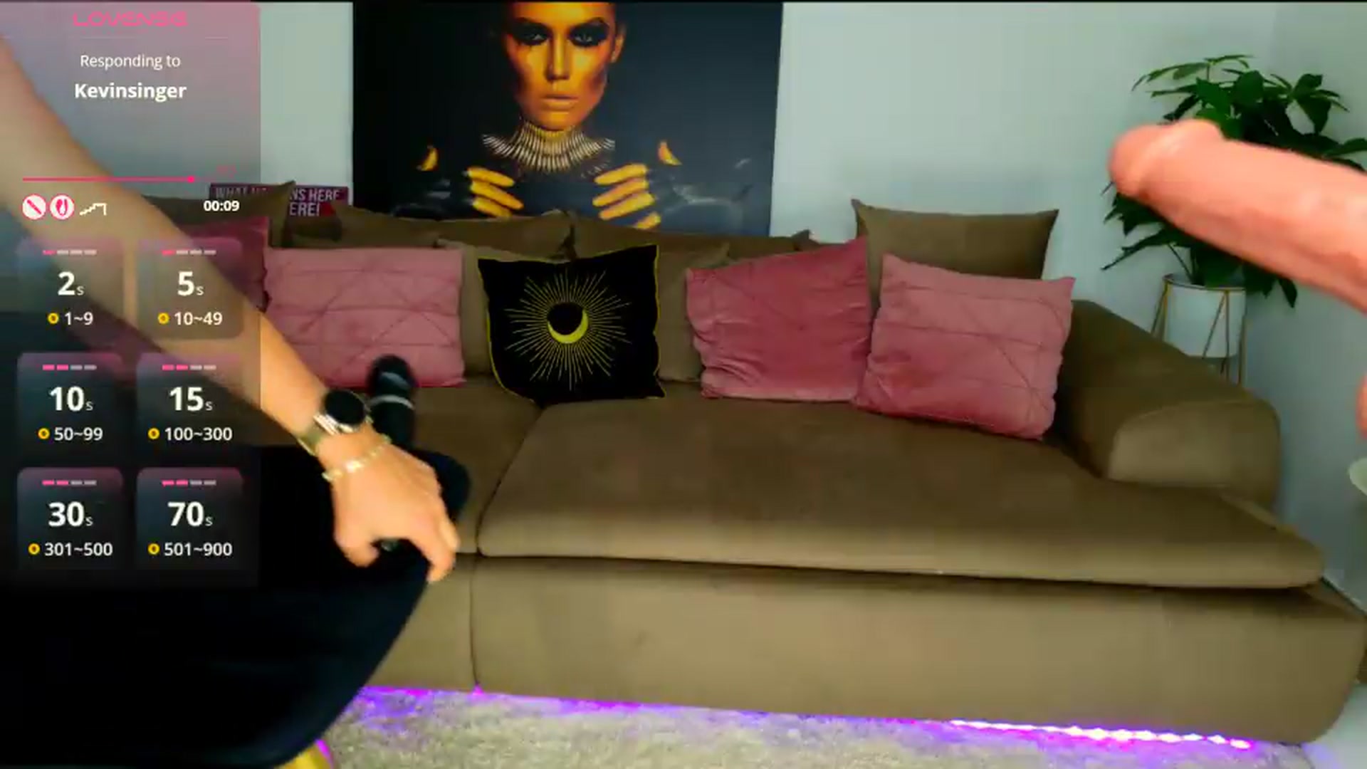 Gallery image thumbnail from OhhLuan's myfreecams stream on, 07/16/2026, 12:36 image 4 of 20