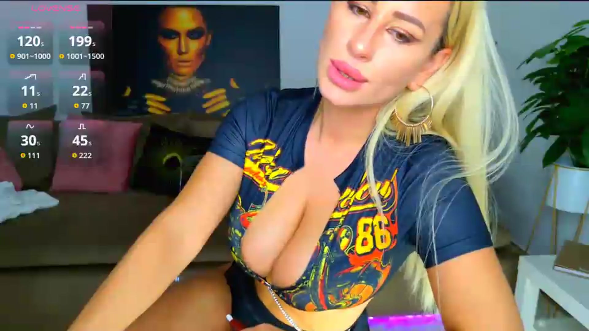 Gallery image thumbnail from OhhLuan's myfreecams stream on, 08/18/2026, 15:22 image 14 of 20