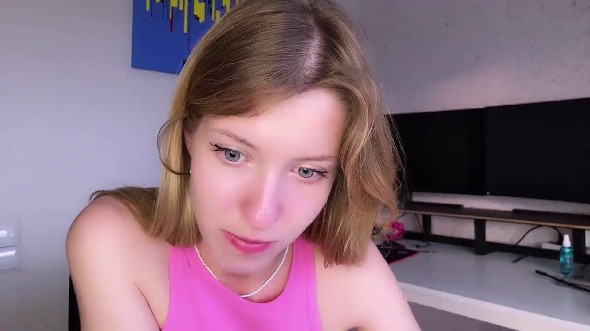 Gallery image thumbnail from OhhMyCherry's myfreecams stream on, 07/24/2023, 17:32 image 18 of 20
