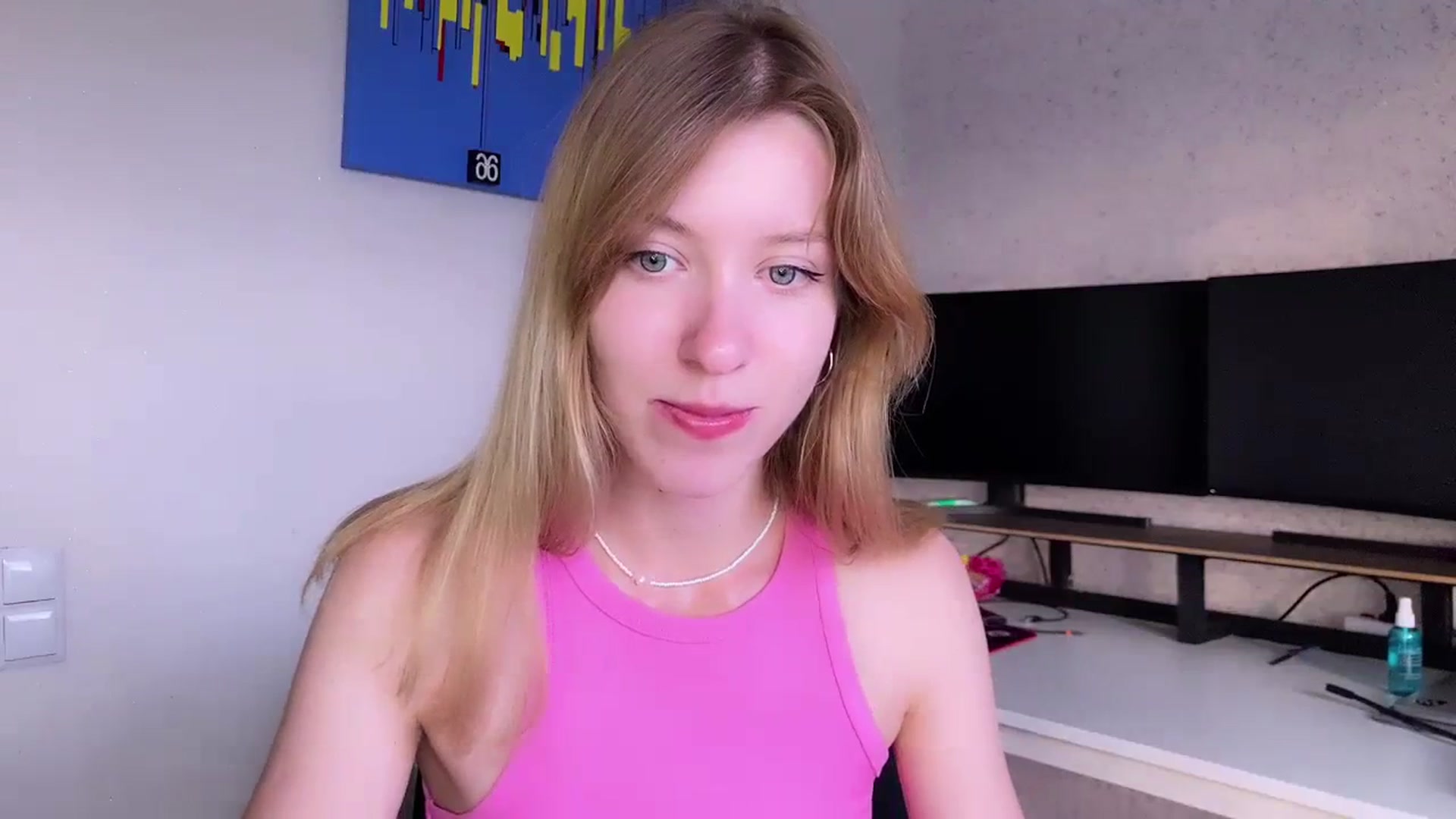 Gallery image thumbnail from OhhMyCherry's myfreecams stream on, 07/24/2023, 17:32 image 2 of 20
