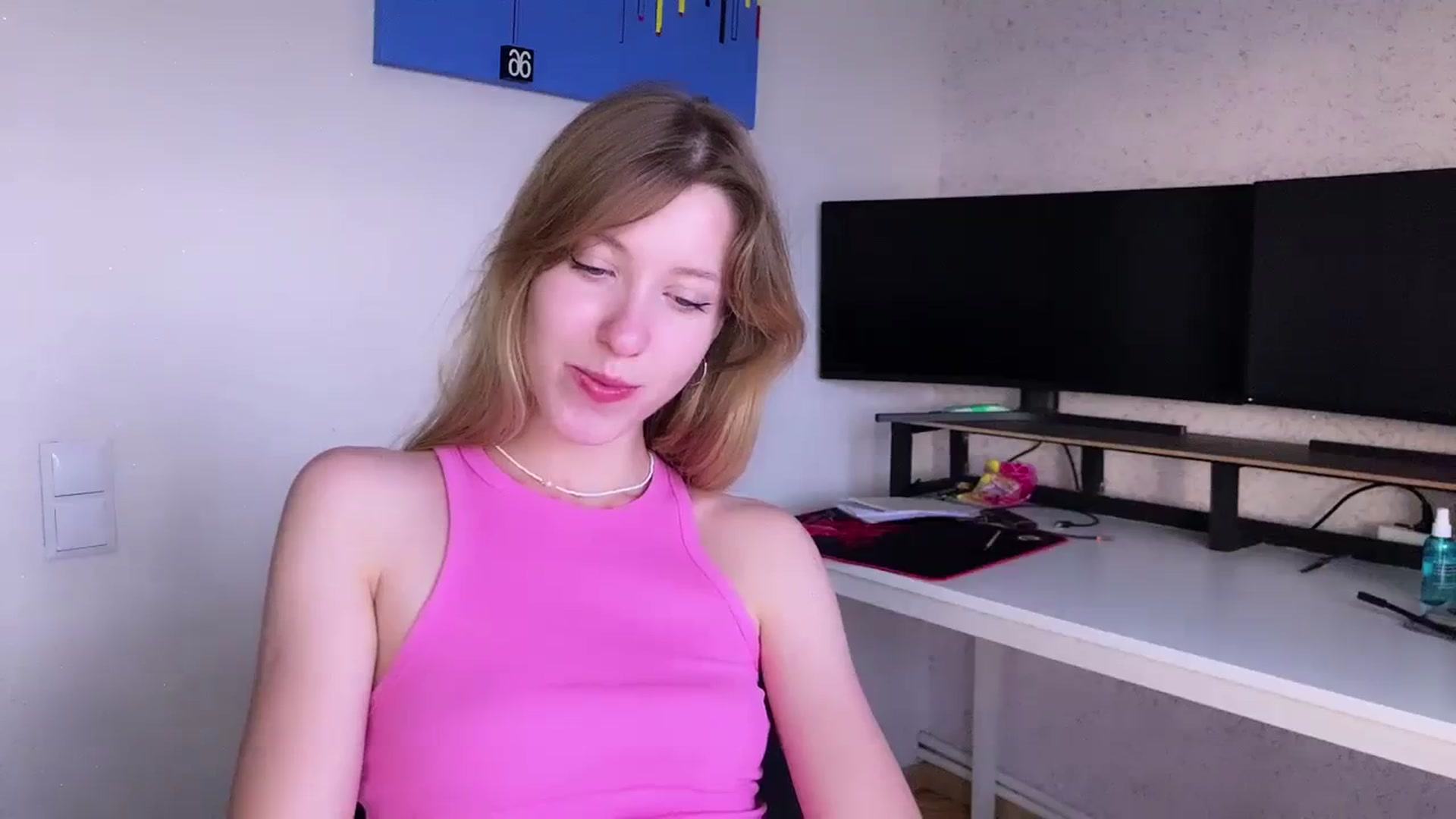 Gallery image thumbnail from OhhMyCherry's myfreecams stream on, 07/24/2023, 17:32 image 6 of 20