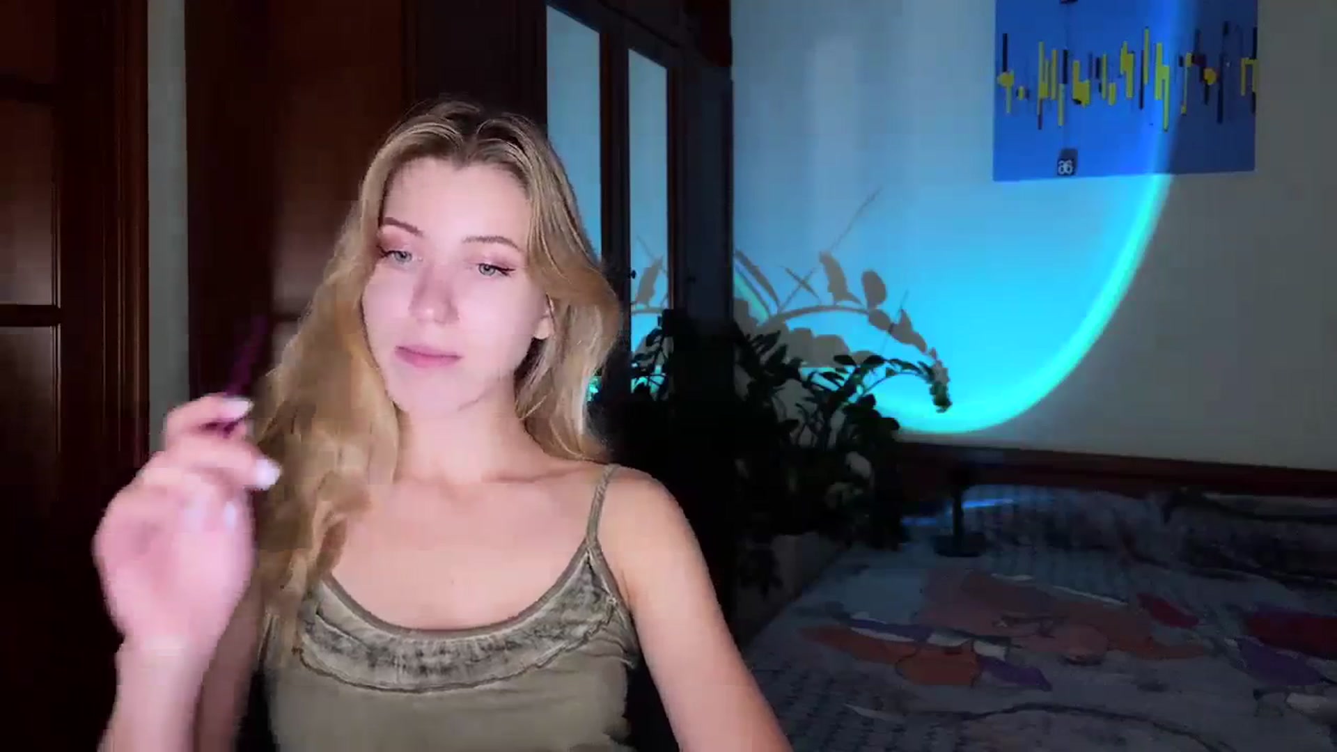 Gallery image thumbnail from OhhMyCherry's myfreecams stream on, 11/01/2023, 19:43 image 15 of 20