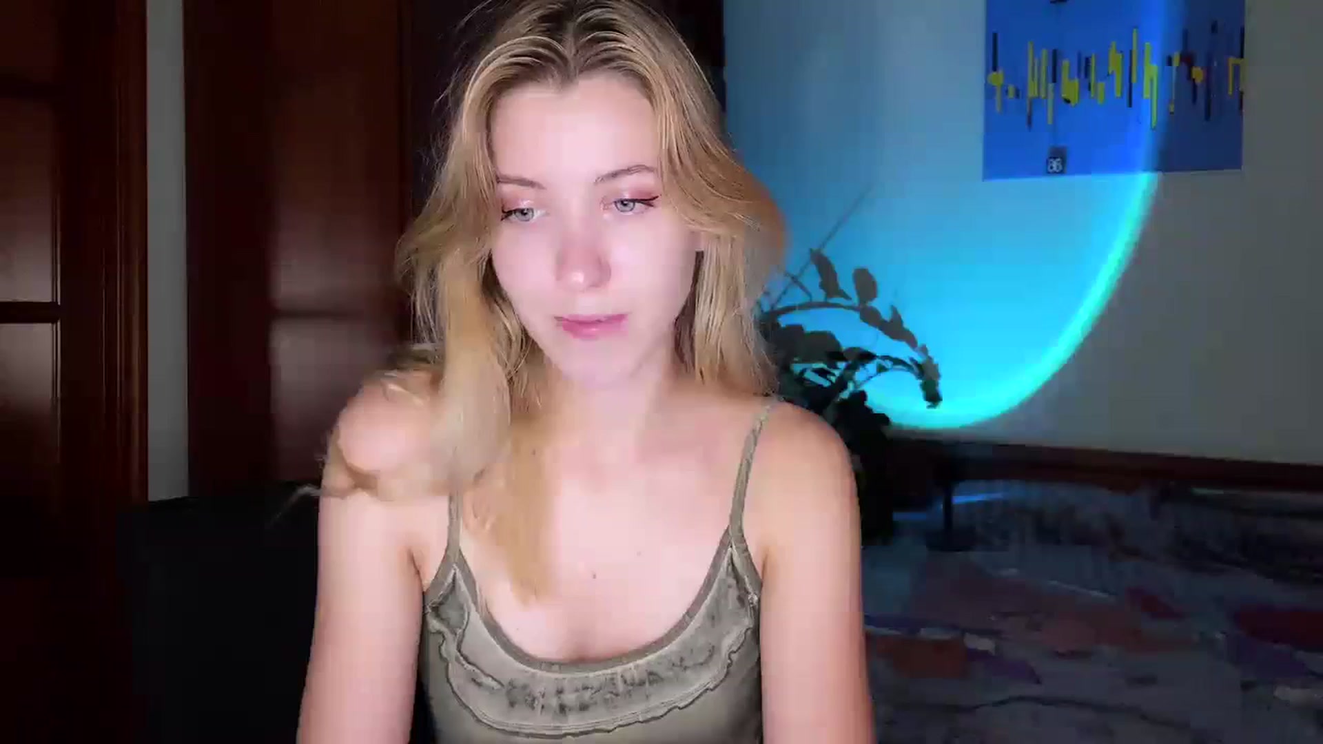 Gallery image thumbnail from OhhMyCherry's myfreecams stream on, 11/01/2023, 19:43 image 7 of 20