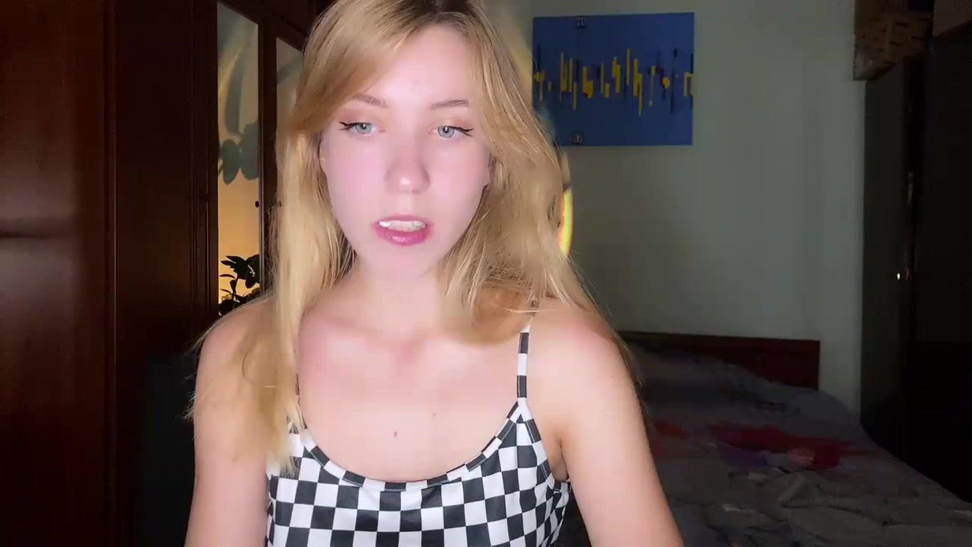 Gallery image thumbnail from OhhMyCherry's myfreecams stream on, 11/03/2023, 17:04 image 13 of 20