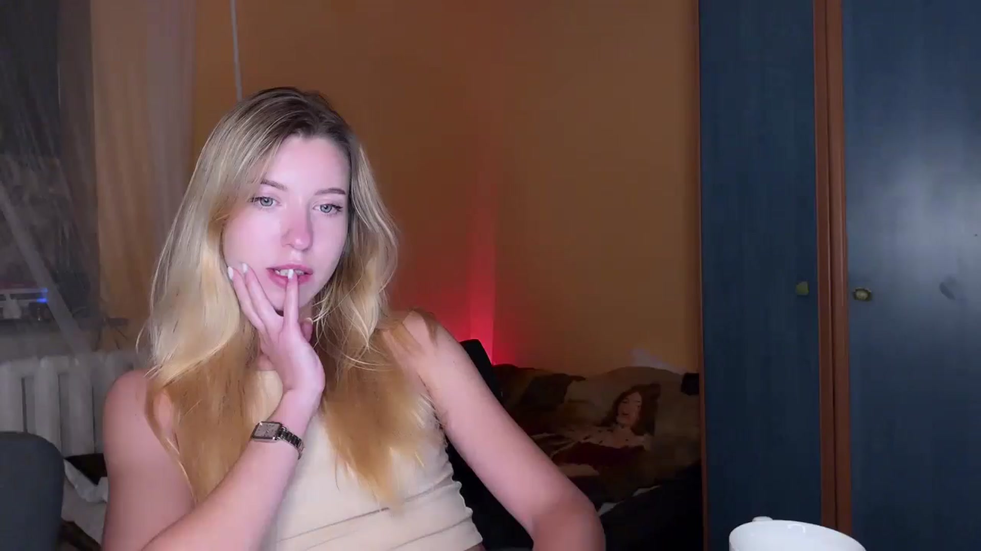 Gallery image thumbnail from OhhMyCherry's myfreecams stream on, 11/18/2024, 19:53 image 18 of 20