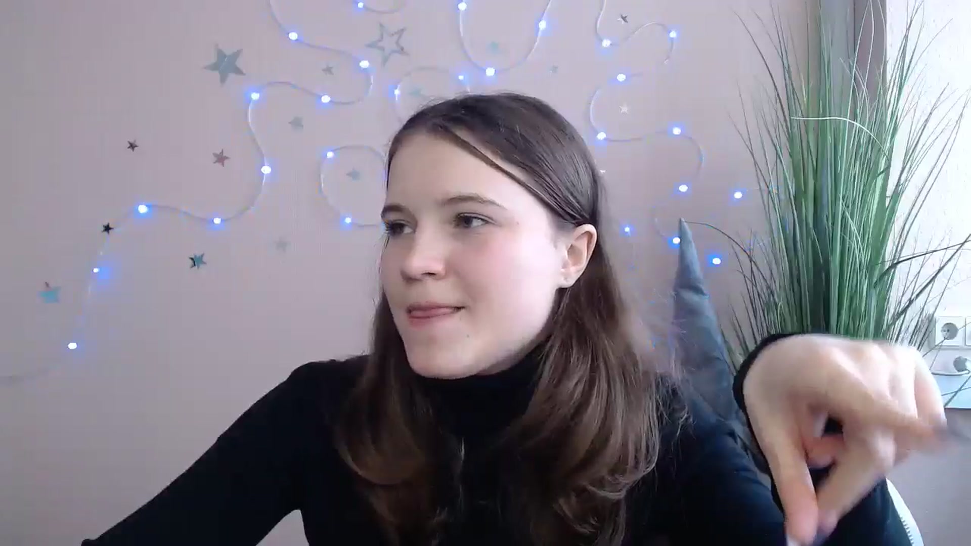 Gallery image thumbnail from Ohhh_My's myfreecams stream on, 04/12/2026, 15:03 image 11 of 20