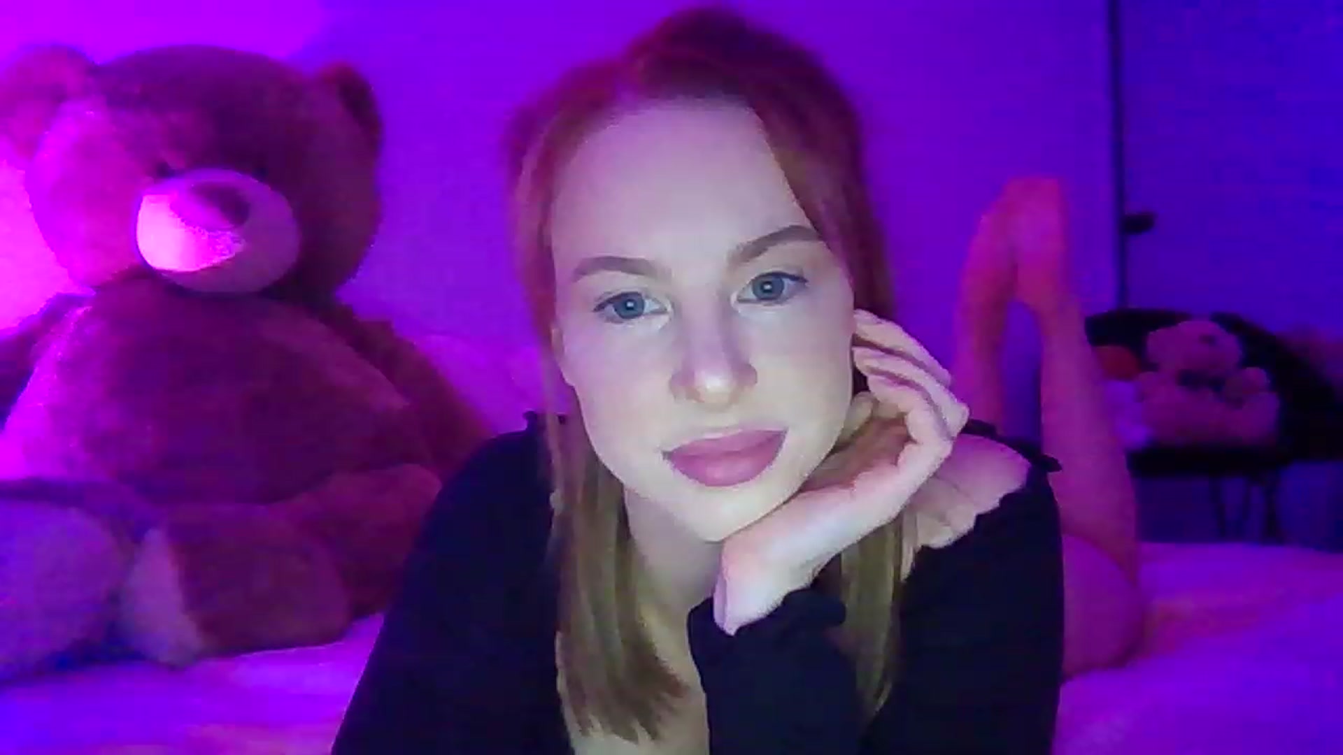 Gallery image thumbnail from Ohhhloulou's myfreecams stream on, 01/31/2023, 08:49 image 9 of 20