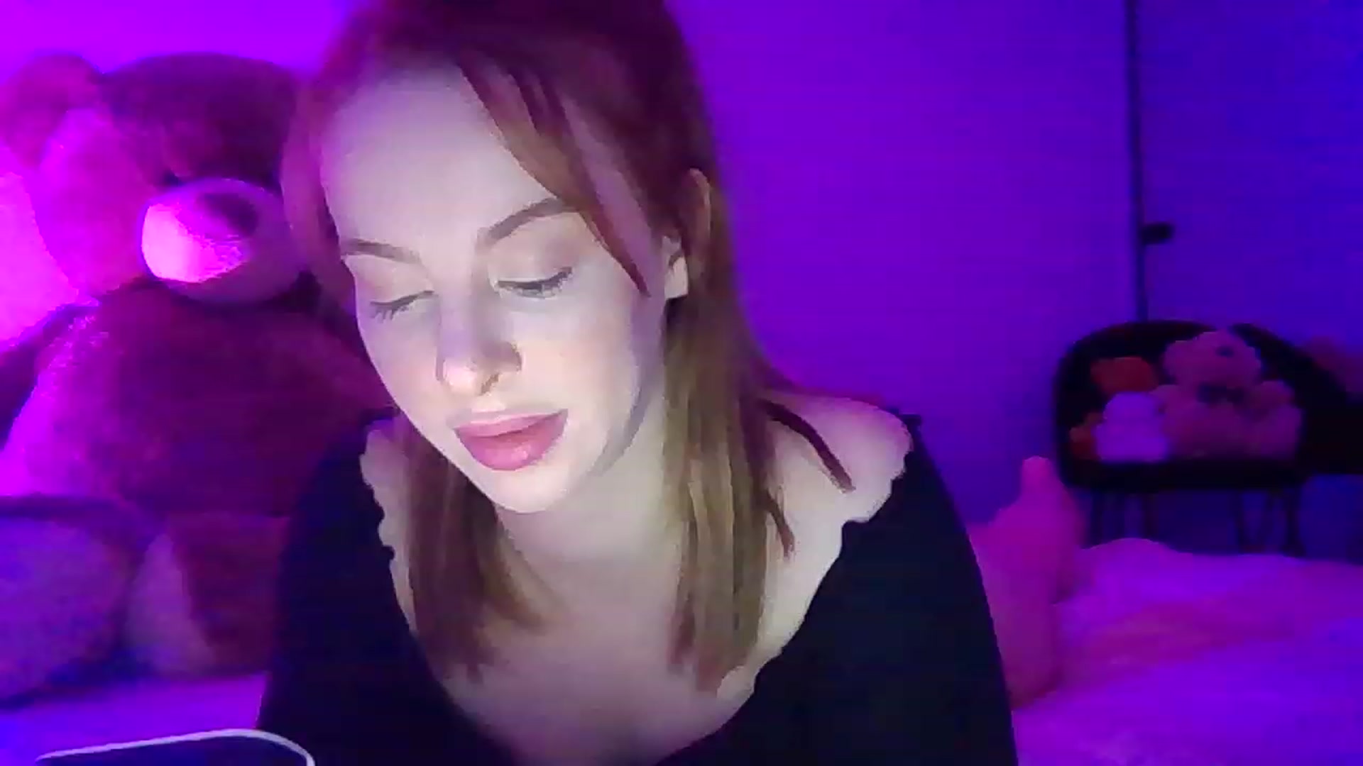 Gallery image thumbnail from Ohhhloulou's myfreecams stream on, 01/31/2023, 08:49 image 13 of 20