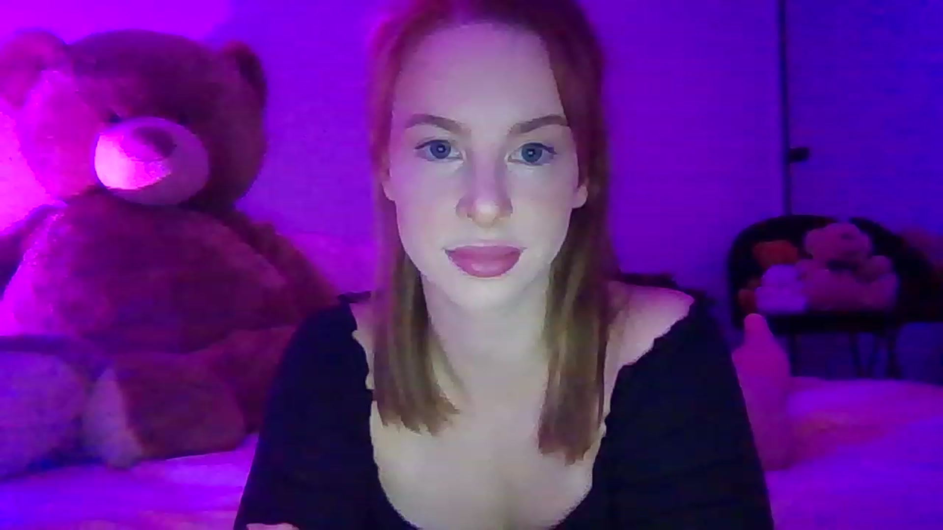 Gallery image thumbnail from Ohhhloulou's myfreecams stream on, 01/31/2023, 08:49 image 6 of 20