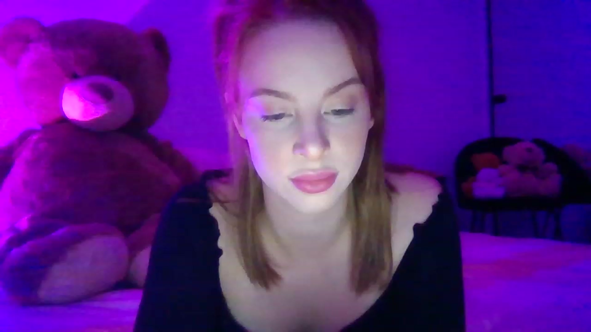 Gallery image thumbnail from Ohhhloulou's myfreecams stream on, 01/31/2023, 08:49 image 1 of 20