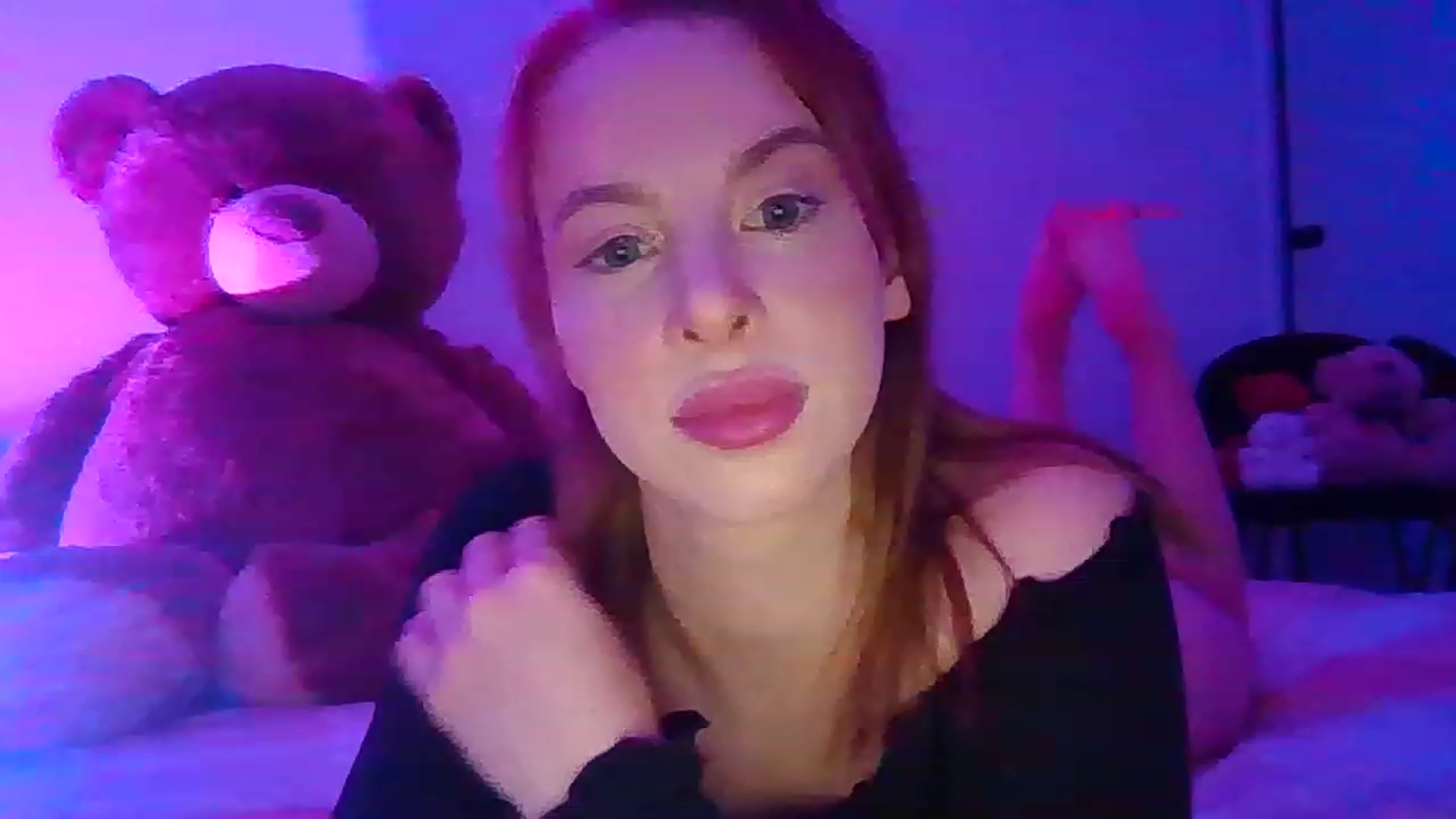 Gallery image thumbnail from Ohhhloulou's myfreecams stream on, 01/31/2023, 09:20 image 20 of 20