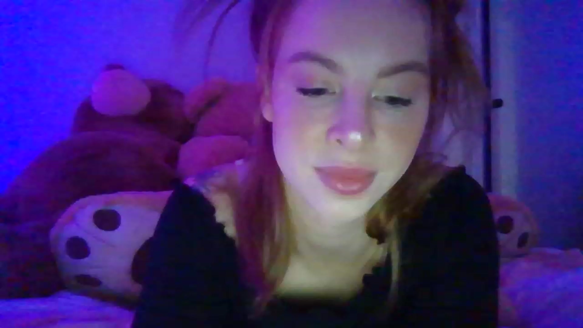 Gallery image thumbnail from Ohhhloulou's myfreecams stream on, 02/06/2023, 11:20 image 18 of 20