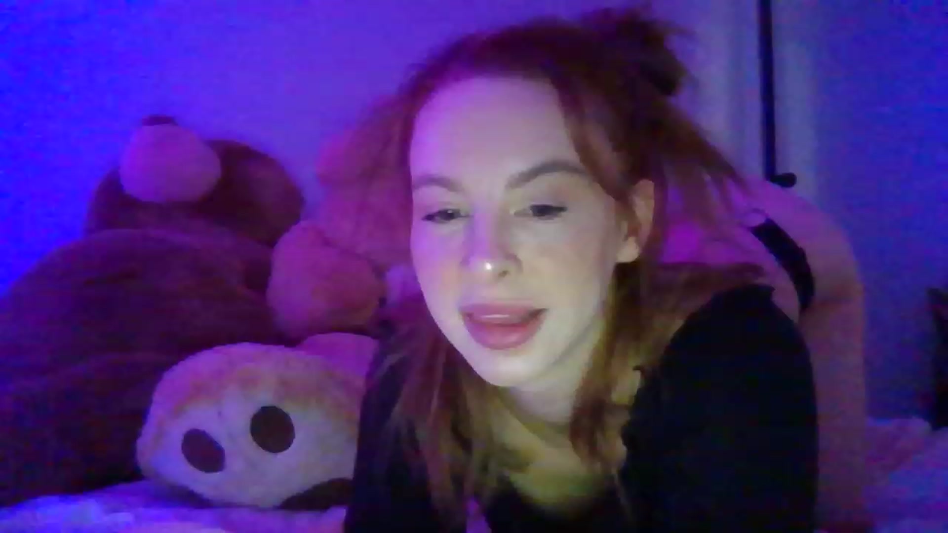Gallery image thumbnail from Ohhhloulou's myfreecams stream on, 02/06/2023, 11:20 image 9 of 20