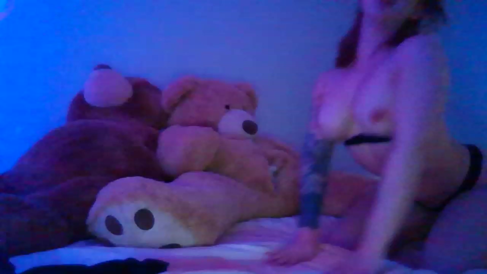 Gallery image thumbnail from Ohhhloulou's myfreecams stream on, 02/06/2023, 11:20 image 19 of 20