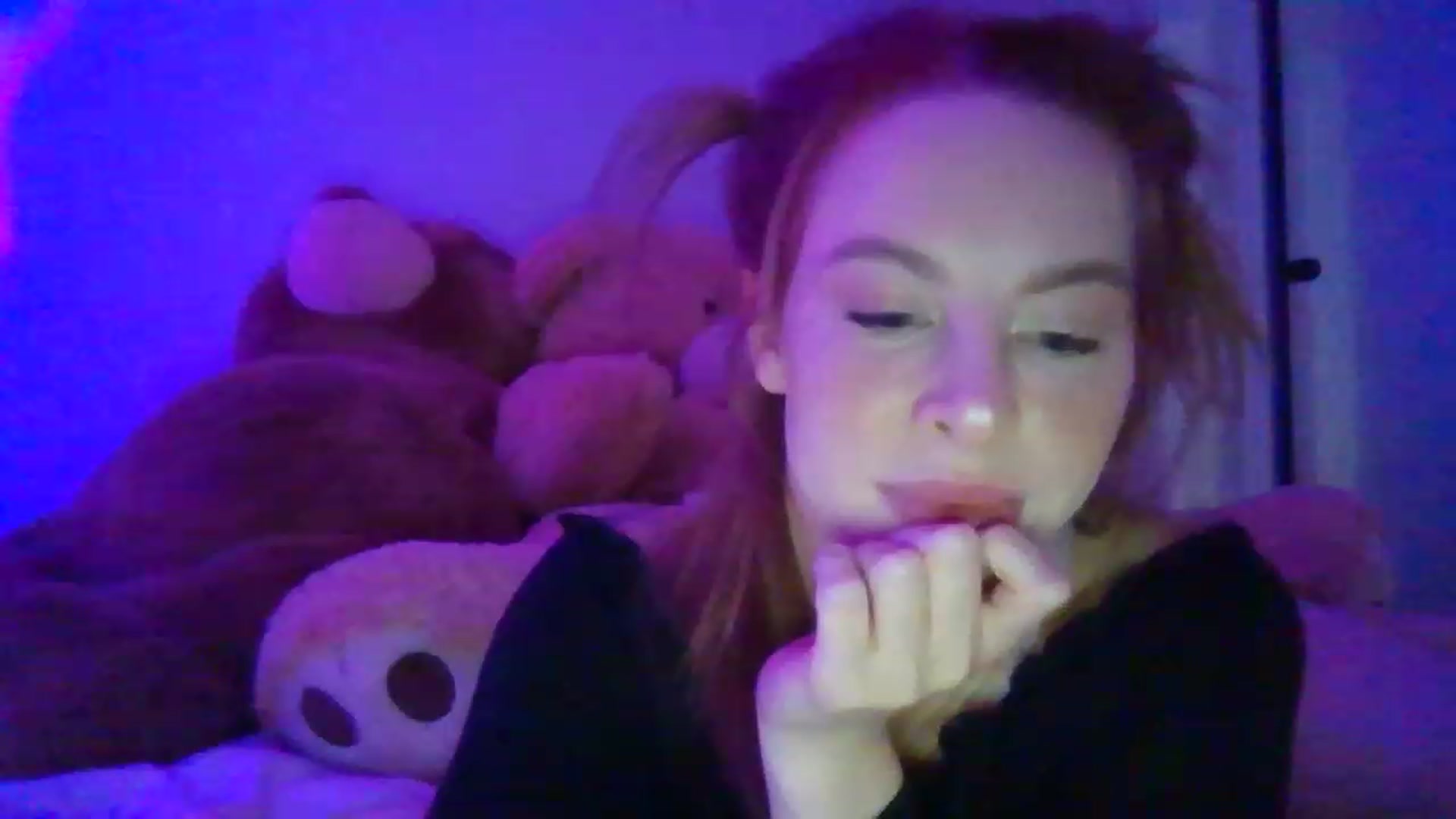 Gallery image thumbnail from Ohhhloulou's myfreecams stream on, 02/06/2023, 11:20 image 13 of 20
