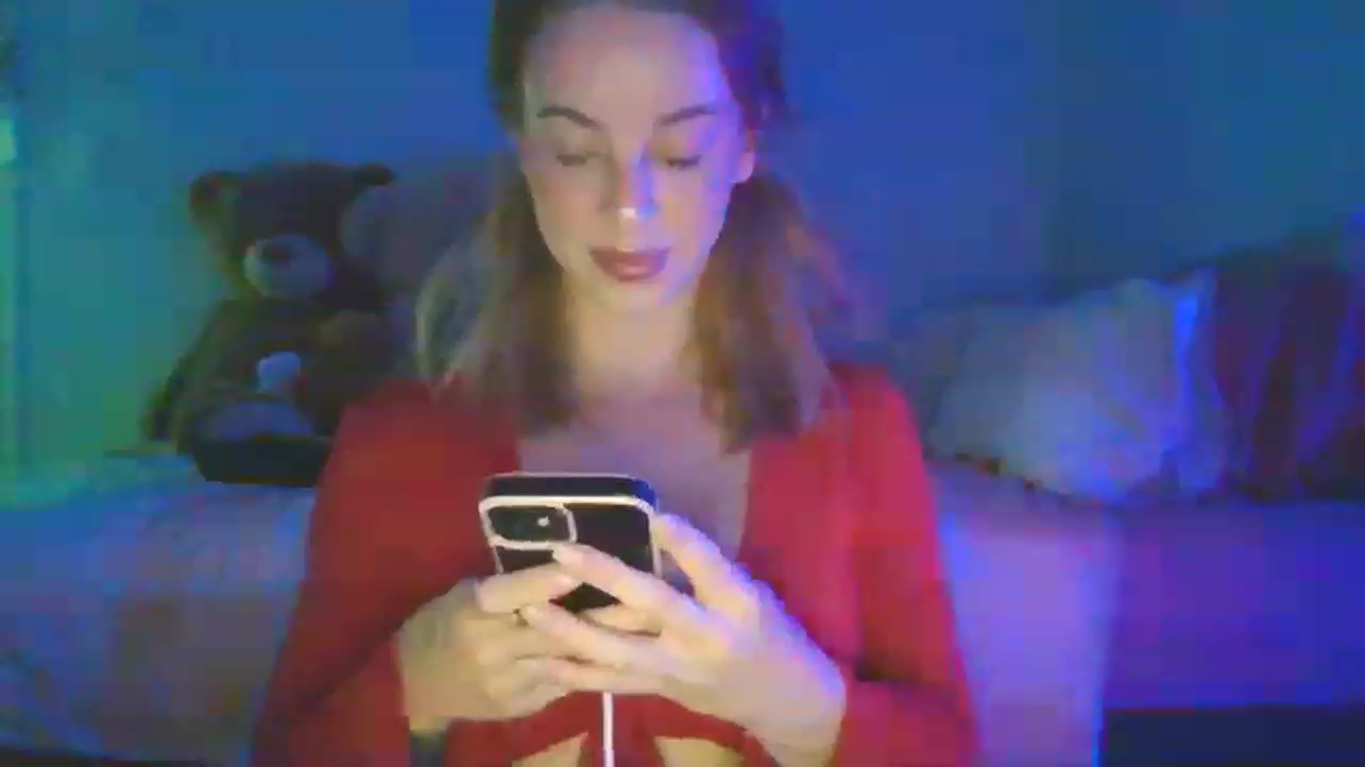 Gallery image thumbnail from Ohhhloulou's myfreecams stream on, 02/13/2023, 11:01 image 2 of 20