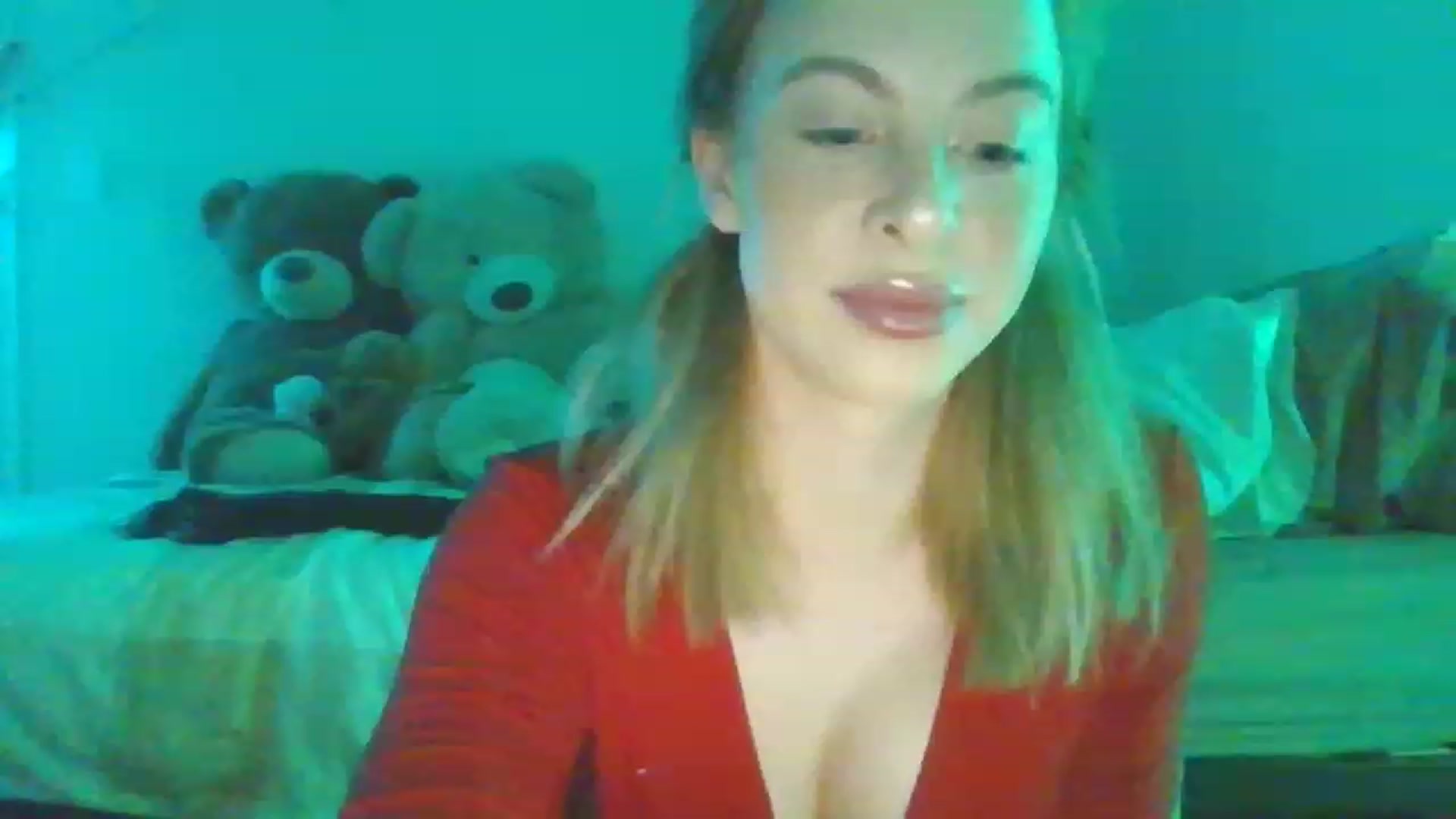 Gallery image thumbnail from Ohhhloulou's myfreecams stream on, 02/13/2023, 11:01 image 8 of 20