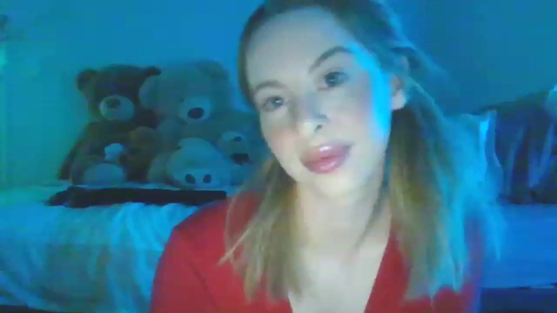 Gallery image thumbnail from Ohhhloulou's myfreecams stream on, 02/13/2023, 11:01 image 10 of 20