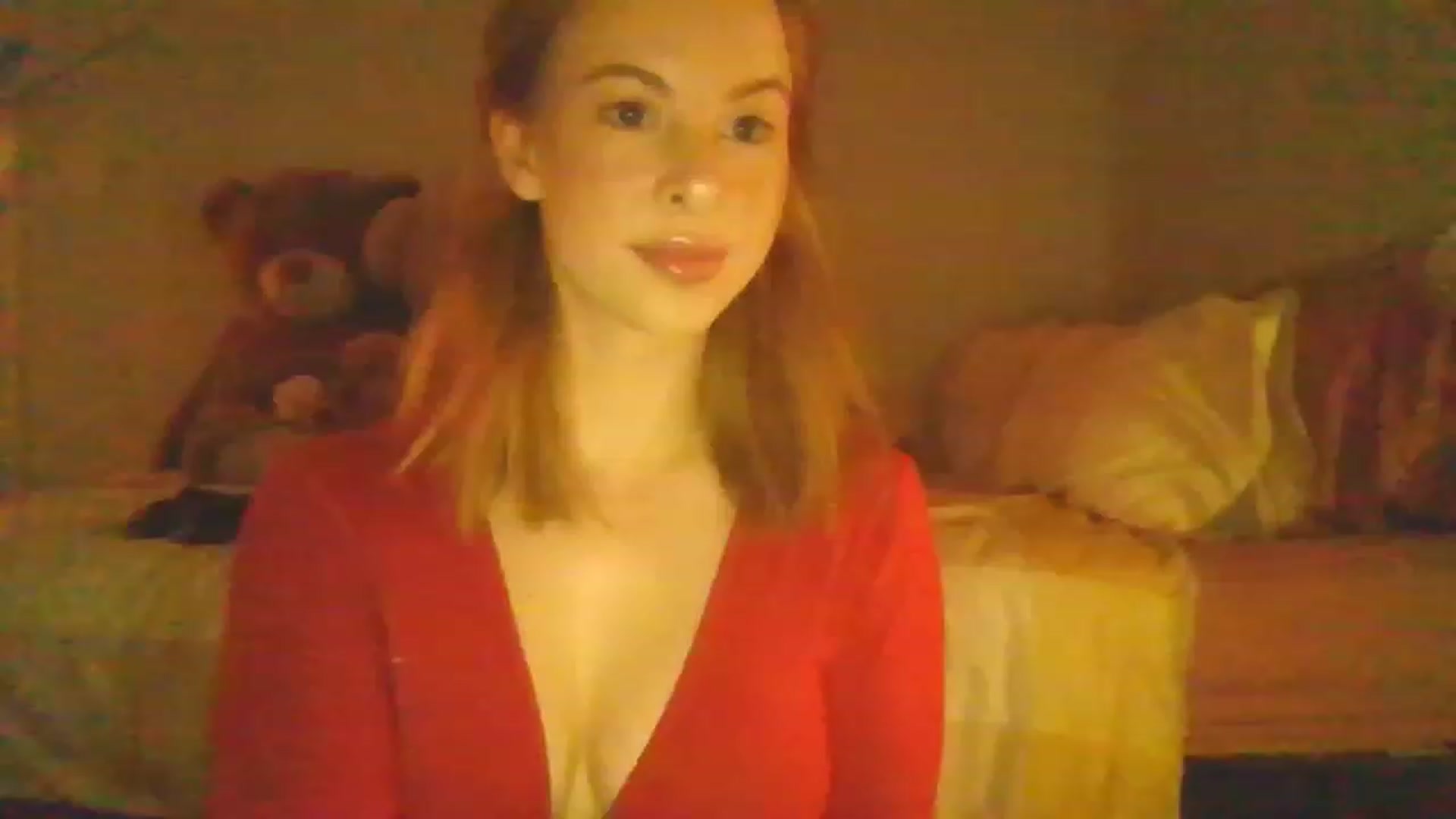 Gallery image thumbnail from Ohhhloulou's myfreecams stream on, 02/13/2023, 11:01 image 11 of 20