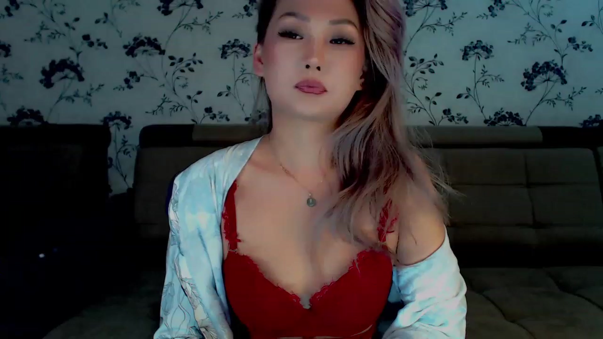 Gallery image thumbnail from Oiuysgdb's myfreecams stream on, 11/28/2022, 11:48 image 8 of 20
