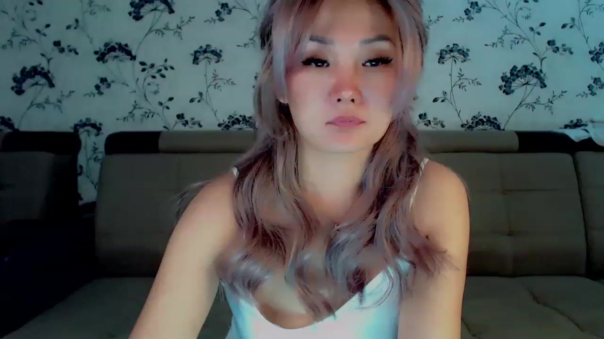 Gallery image thumbnail from Oiuysgdb's myfreecams stream on, 12/05/2022, 14:41 image 5 of 20