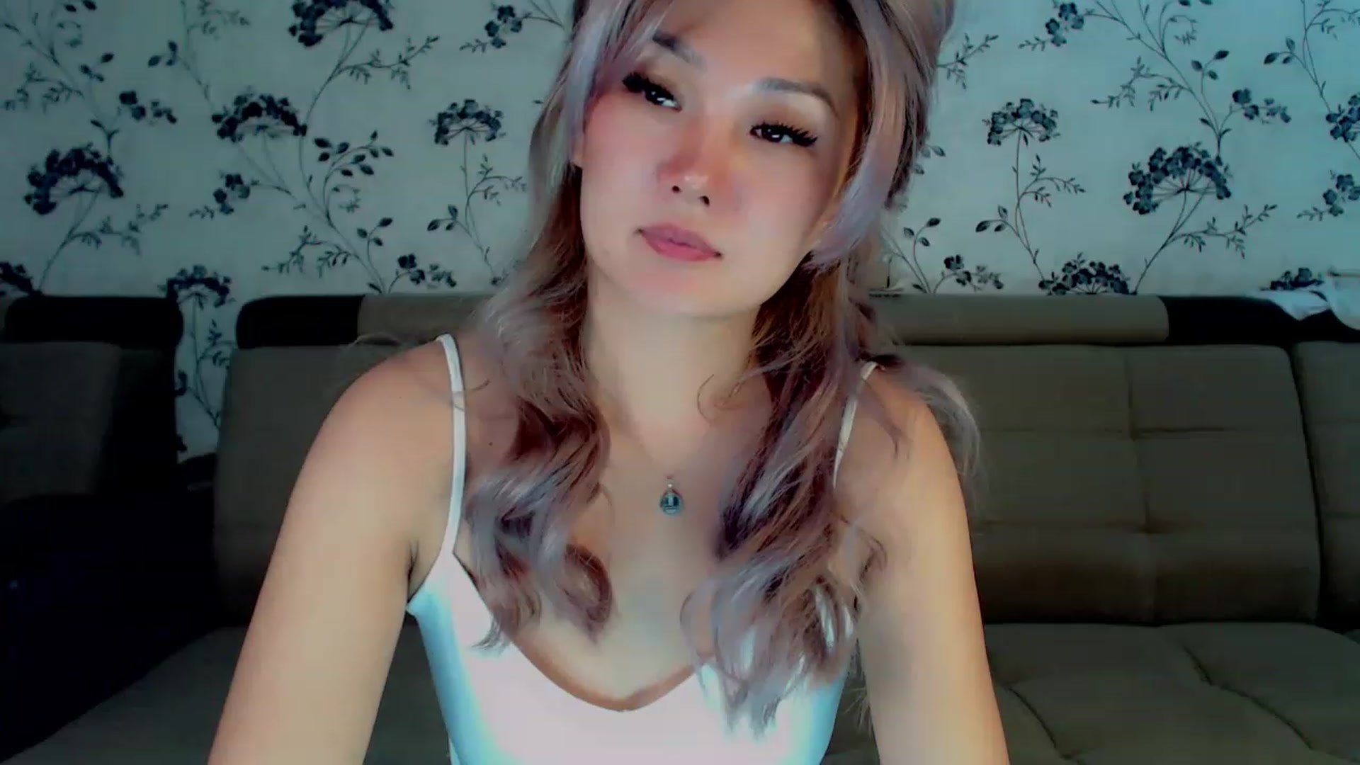 Gallery image thumbnail from Oiuysgdb's myfreecams stream on, 12/05/2022, 14:41 image 2 of 20