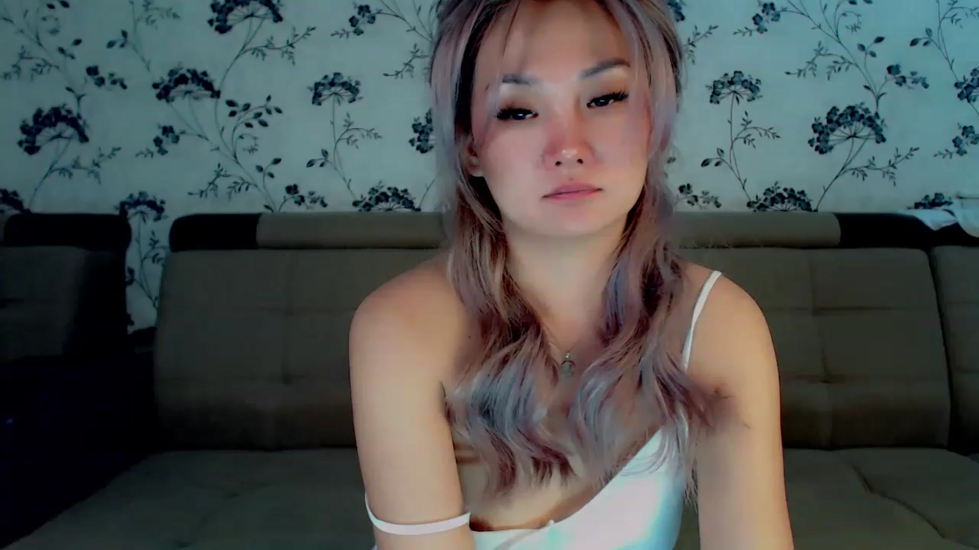 Gallery image thumbnail from Oiuysgdb's myfreecams stream on, 12/05/2022, 14:41 image 9 of 20