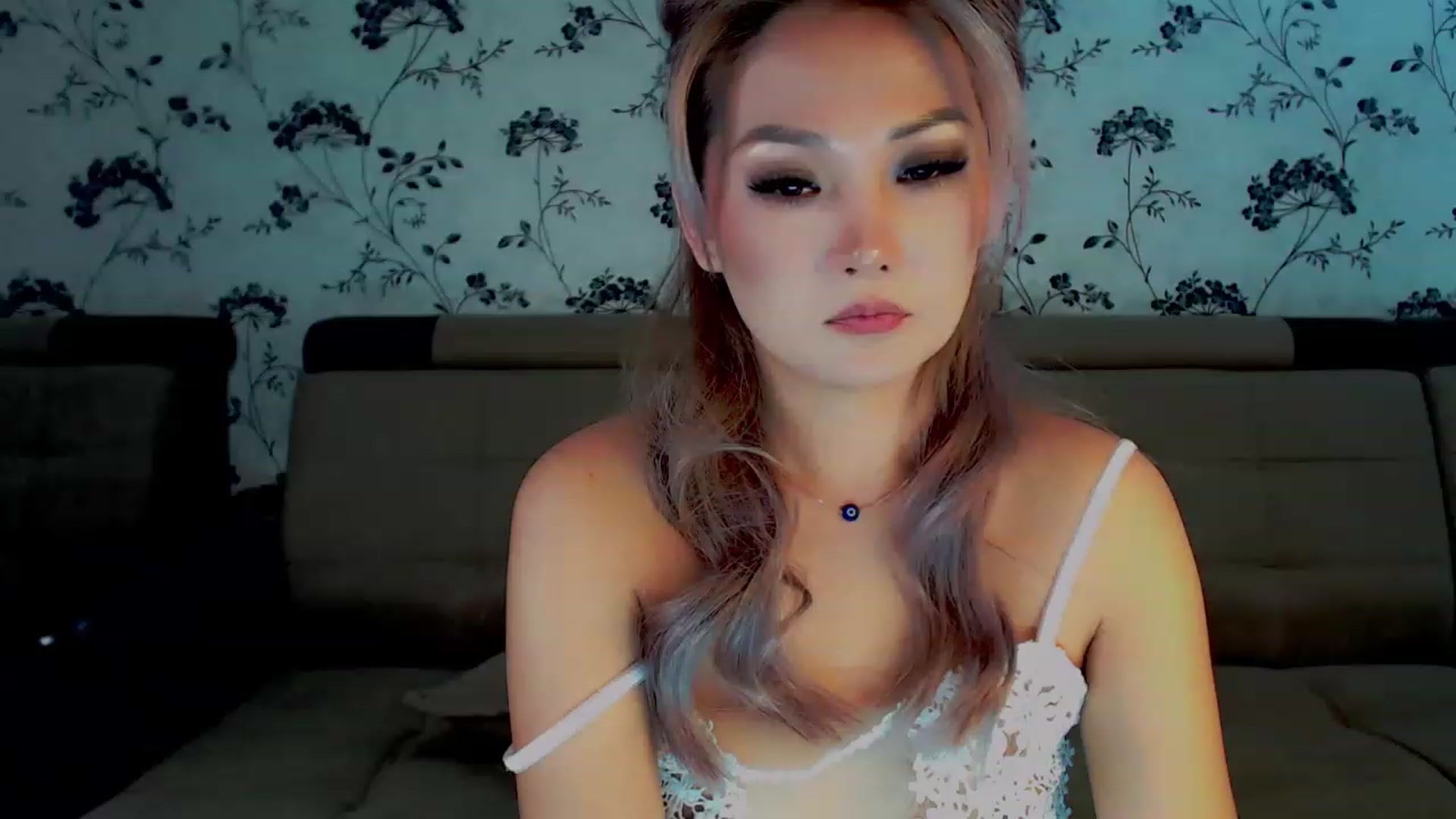 Gallery image thumbnail from Oiuysgdb's myfreecams stream on, 12/06/2022, 14:39 image 5 of 20