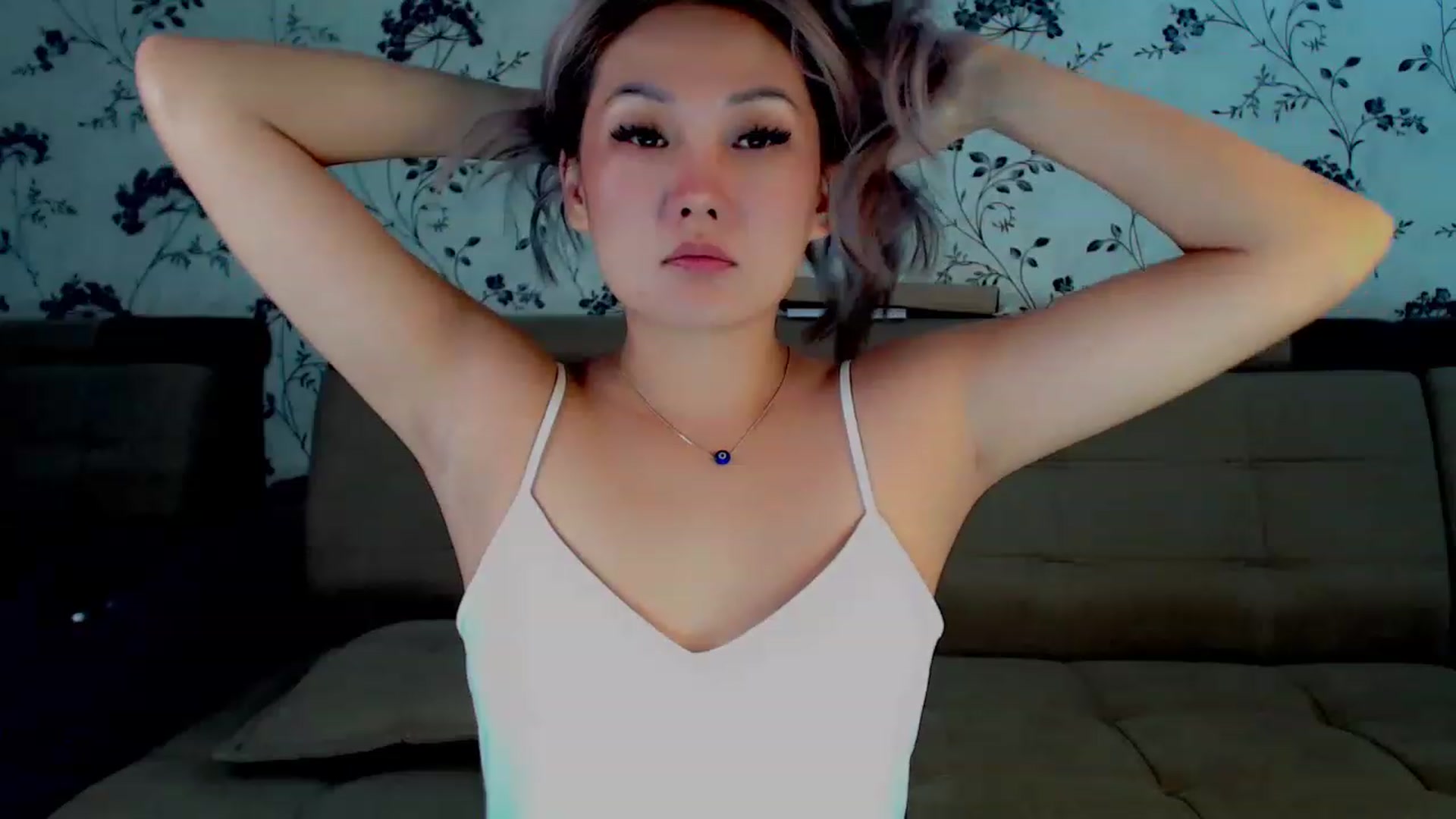 Gallery image thumbnail from Oiuysgdb's myfreecams stream on, 12/07/2022, 13:31 image 3 of 20