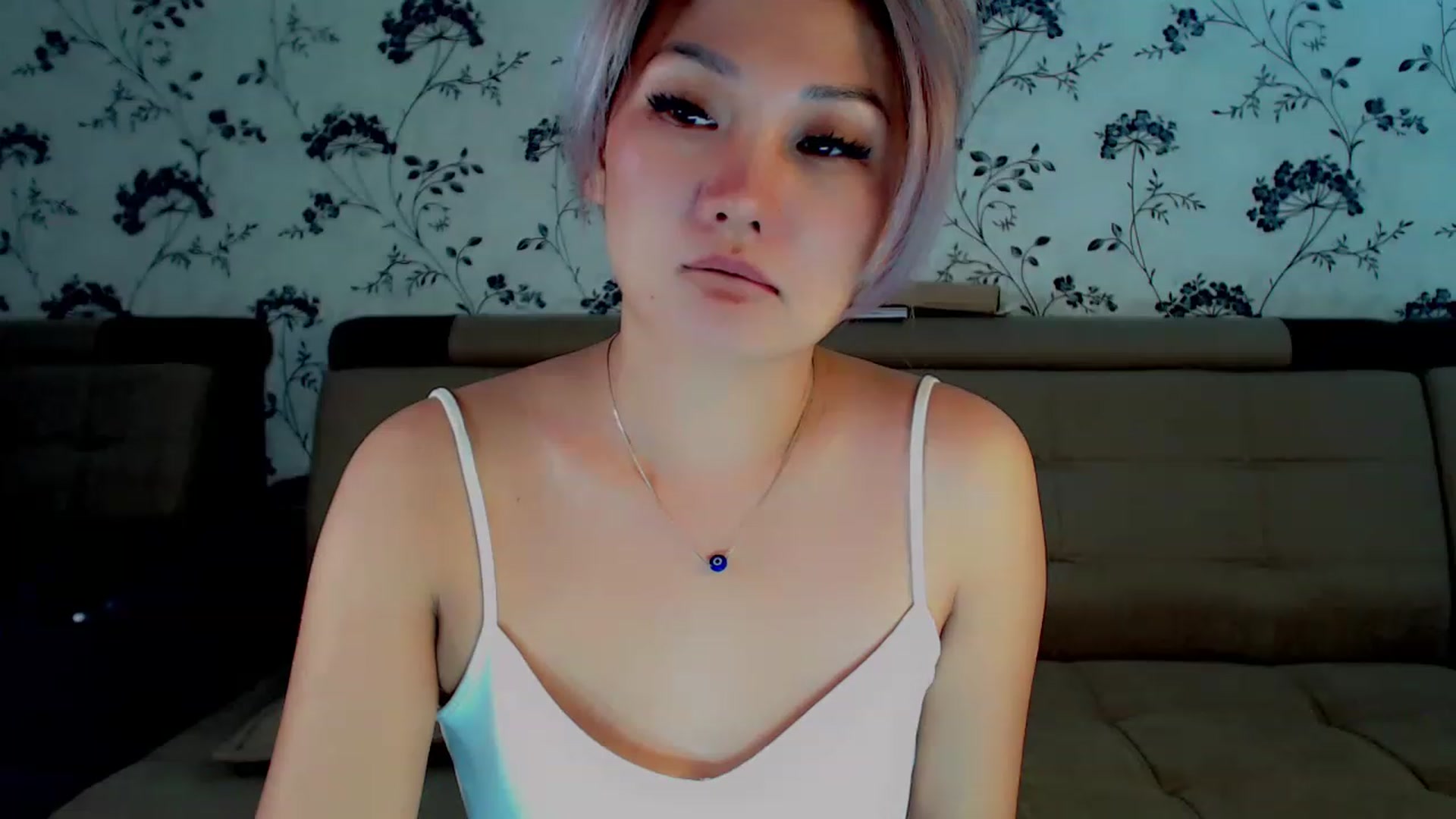 Gallery image thumbnail from Oiuysgdb's myfreecams stream on, 12/07/2022, 13:31 image 9 of 20
