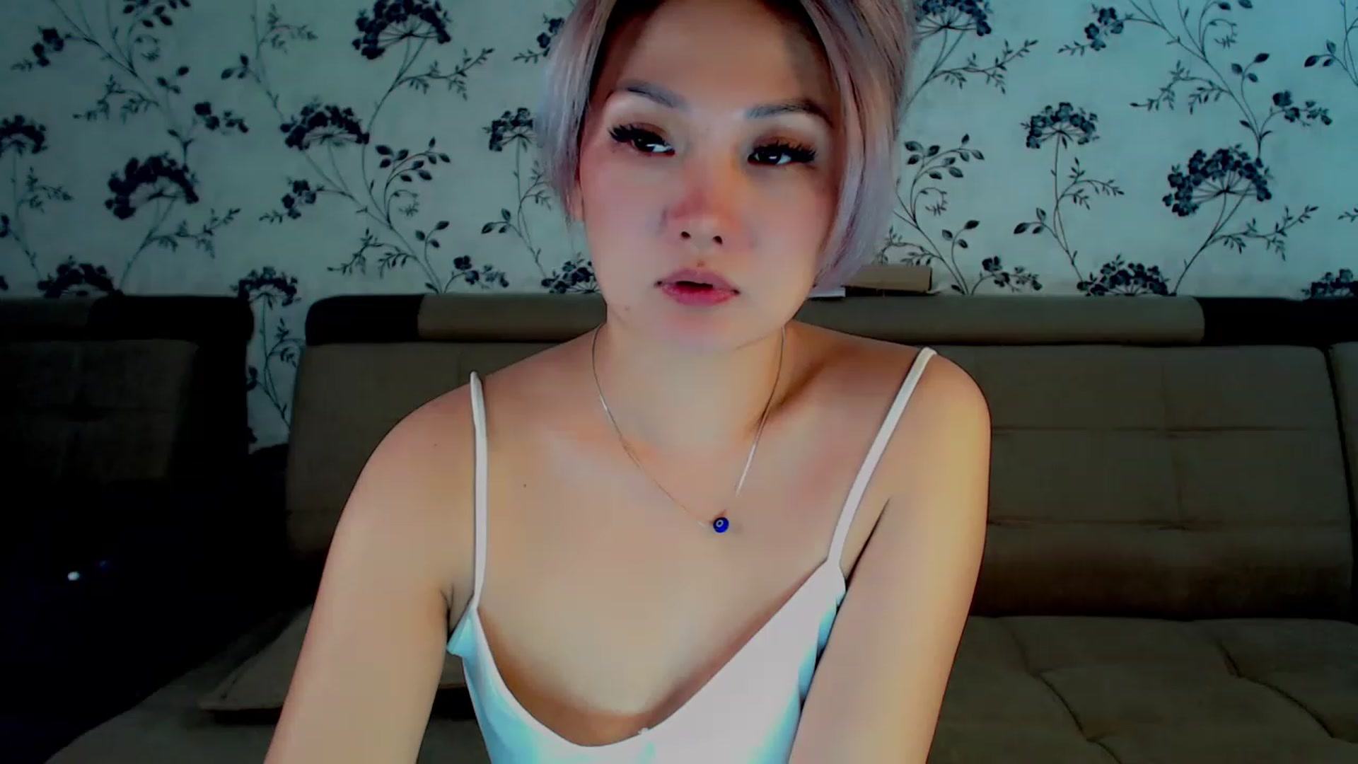 Gallery image thumbnail from Oiuysgdb's myfreecams stream on, 12/07/2022, 13:31 image 10 of 20