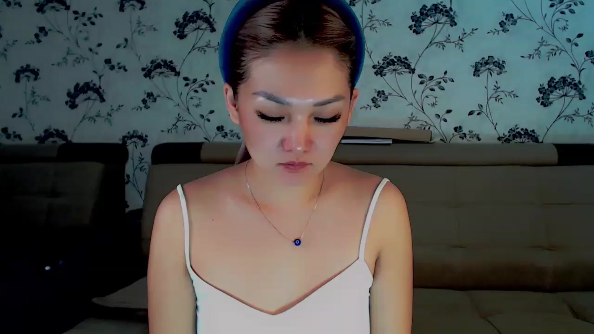 Gallery image thumbnail from Oiuysgdb's myfreecams stream on, 12/09/2022, 11:53 image 14 of 20