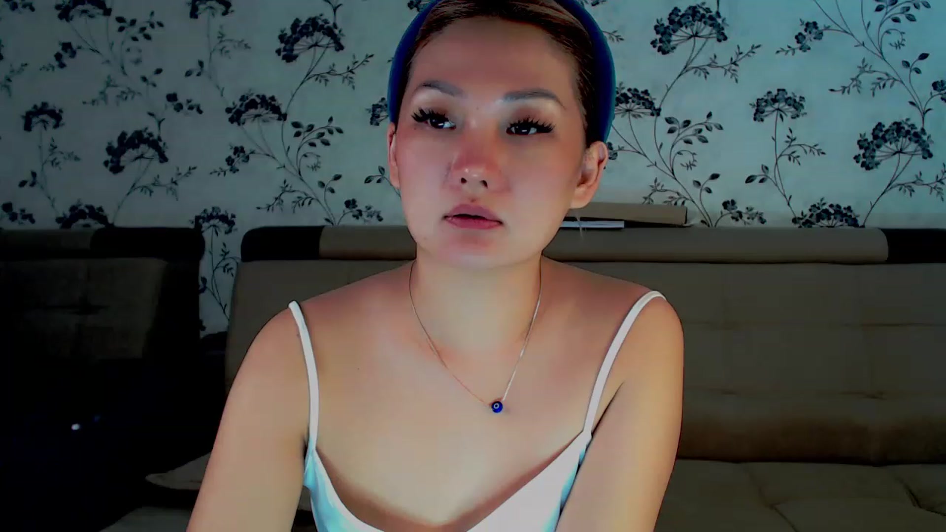 Gallery image thumbnail from Oiuysgdb's myfreecams stream on, 12/09/2022, 11:53 image 16 of 20