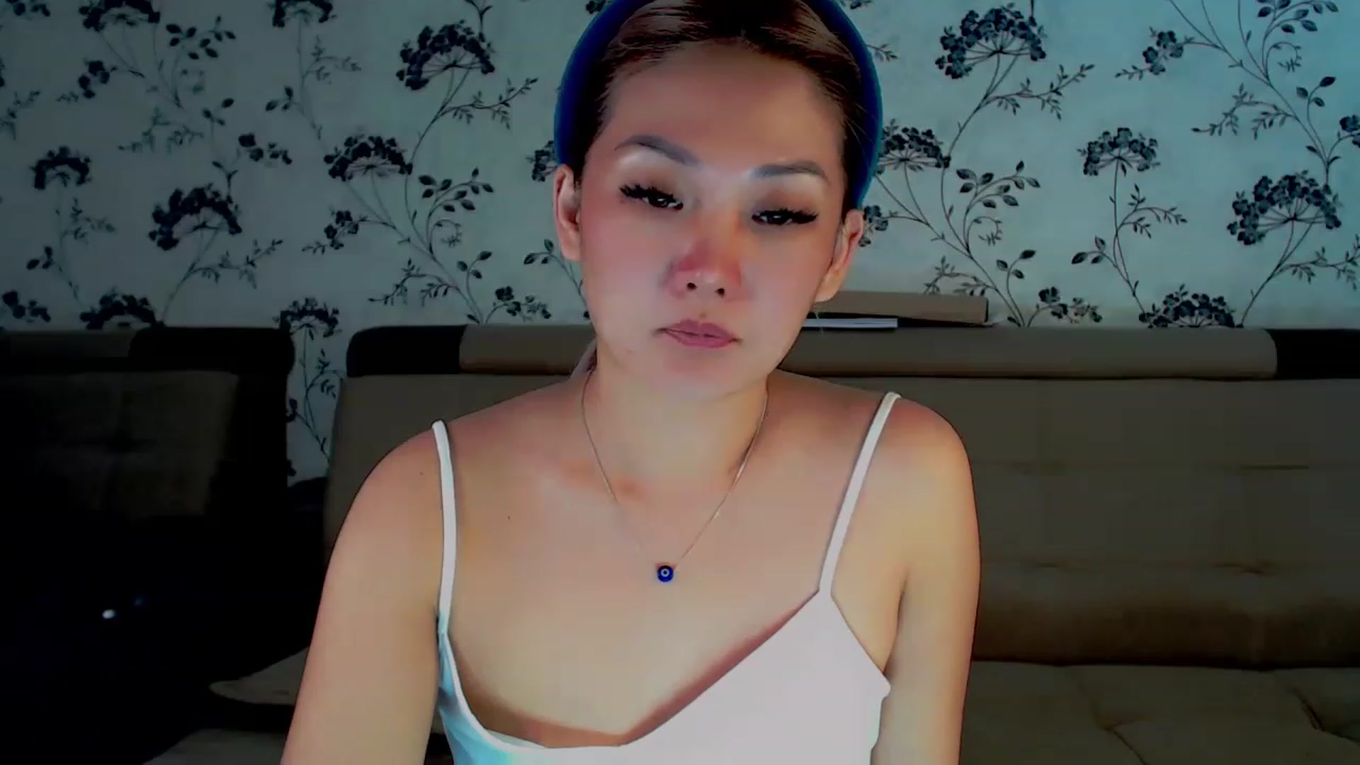 Gallery image thumbnail from Oiuysgdb's myfreecams stream on, 12/09/2022, 12:17 image 2 of 20