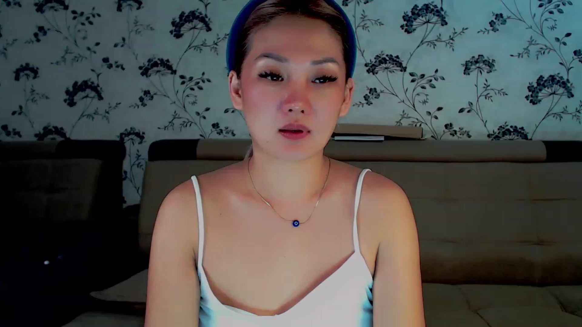 Gallery image thumbnail from Oiuysgdb's myfreecams stream on, 12/09/2022, 12:17 image 13 of 20