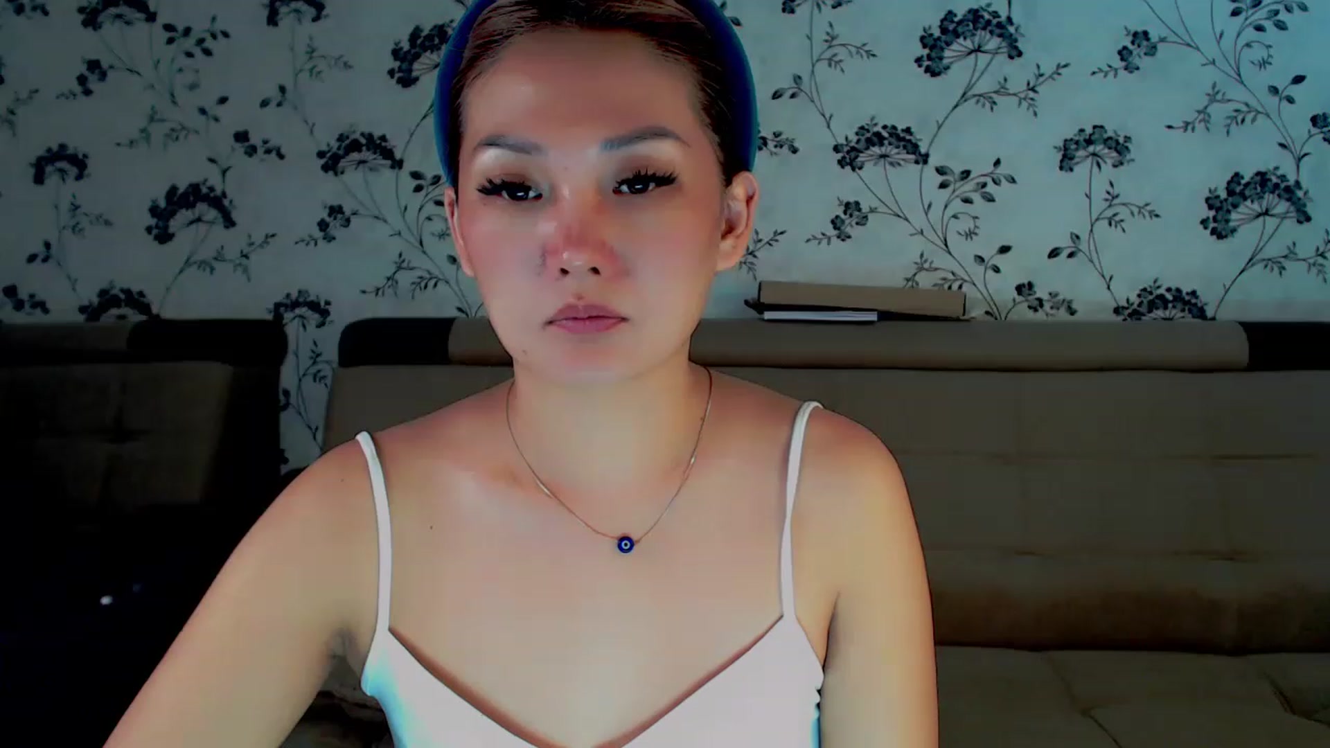 Gallery image thumbnail from Oiuysgdb's myfreecams stream on, 12/09/2022, 12:17 image 17 of 20