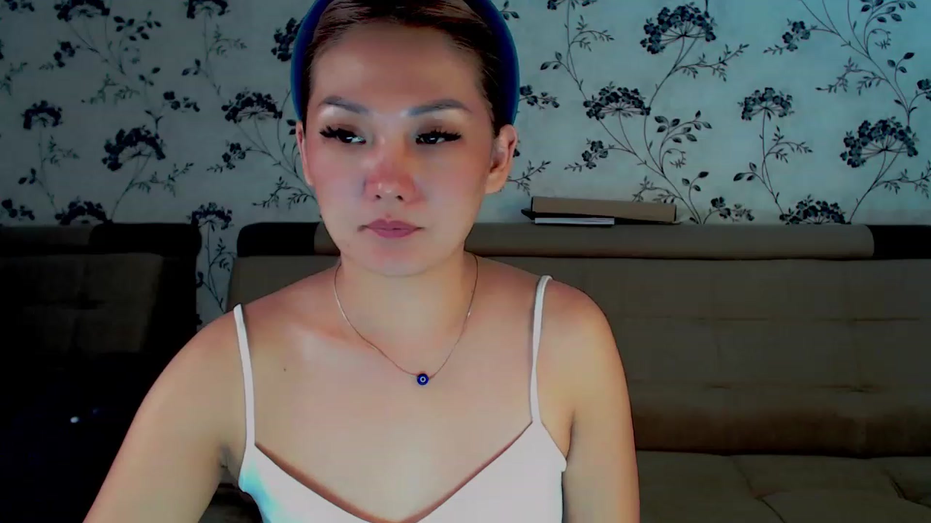 Gallery image thumbnail from Oiuysgdb's myfreecams stream on, 12/09/2022, 12:17 image 16 of 20