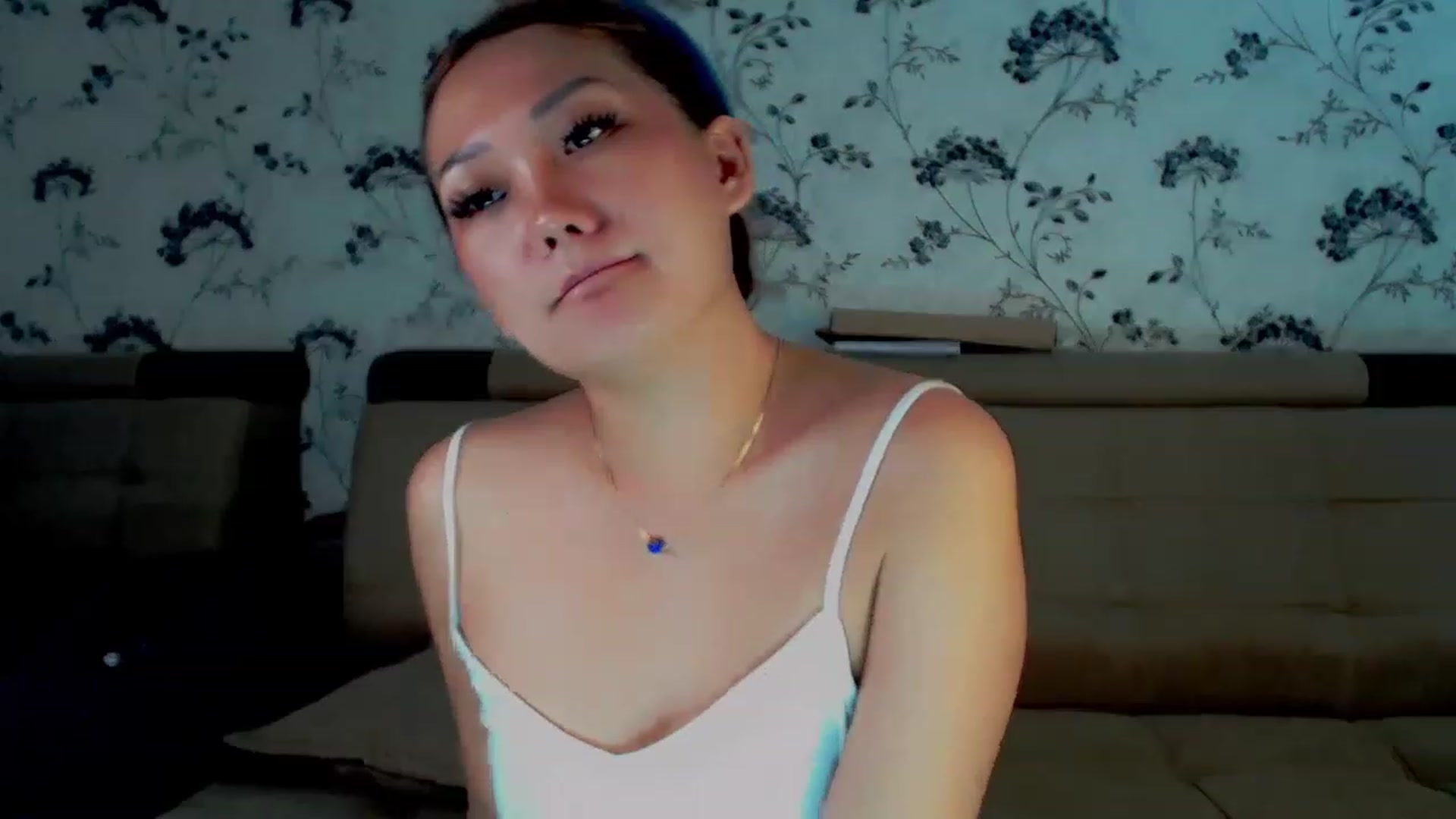 Gallery image thumbnail from Oiuysgdb's myfreecams stream on, 12/09/2022, 13:08 image 19 of 20