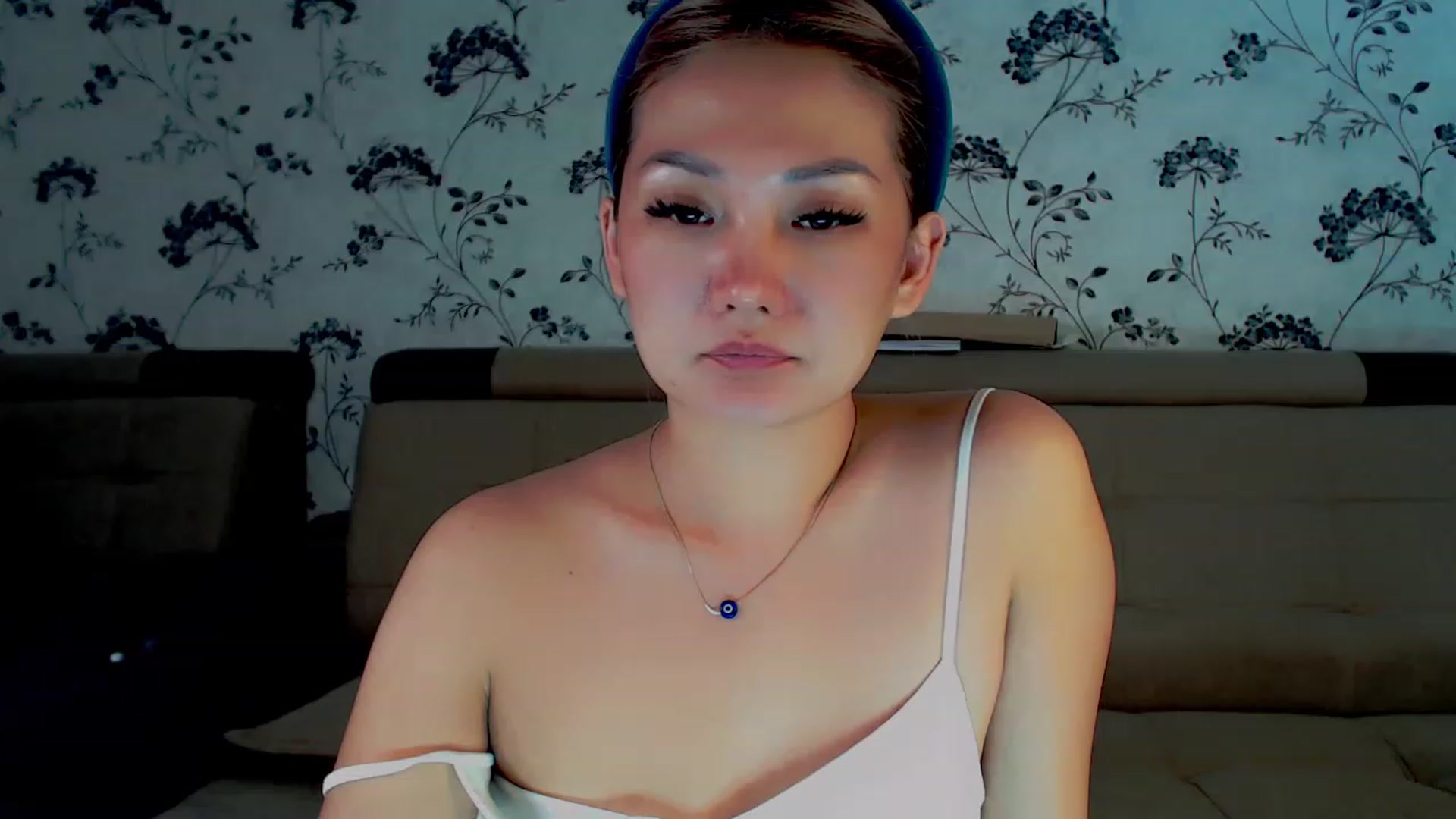 Gallery image thumbnail from Oiuysgdb's myfreecams stream on, 12/09/2022, 13:08 image 13 of 20