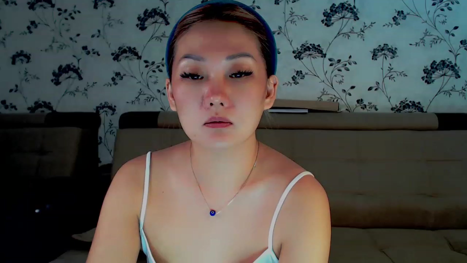 Gallery image thumbnail from Oiuysgdb's myfreecams stream on, 12/09/2022, 13:08 image 6 of 20