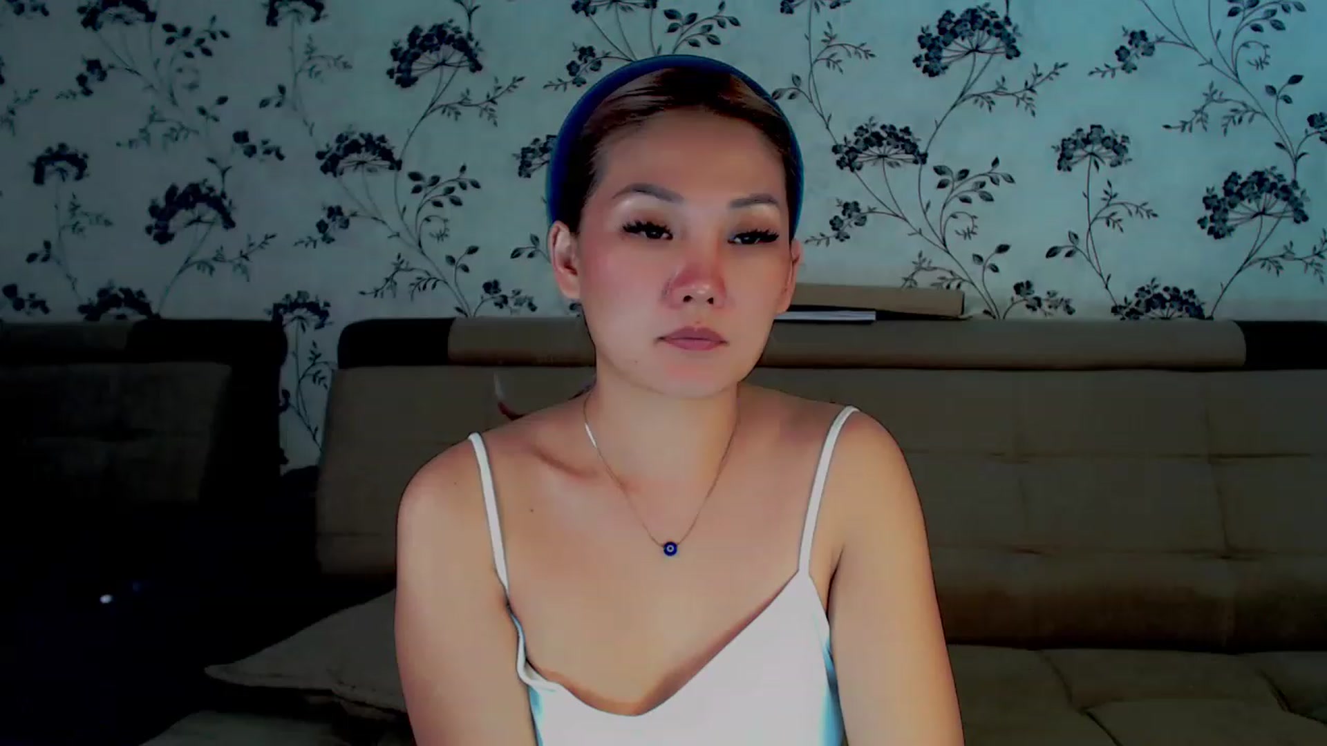 Gallery image thumbnail from Oiuysgdb's myfreecams stream on, 12/09/2022, 13:08 image 1 of 20
