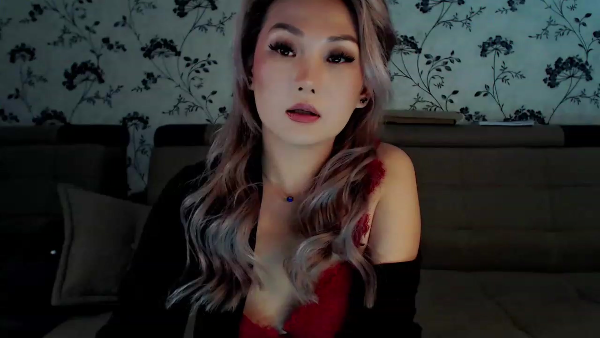 Gallery image thumbnail from Oiuysgdb's myfreecams stream on, 12/15/2022, 12:08 image 14 of 20
