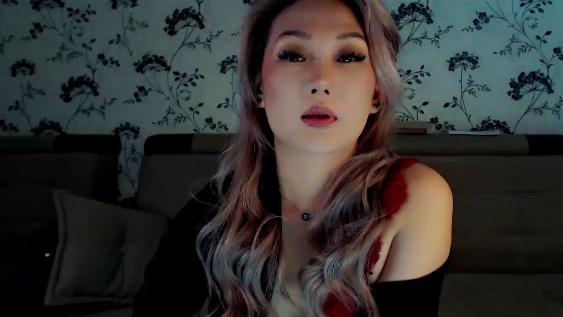 Gallery image thumbnail from Oiuysgdb's myfreecams stream on, 12/15/2022, 12:08 image 9 of 20