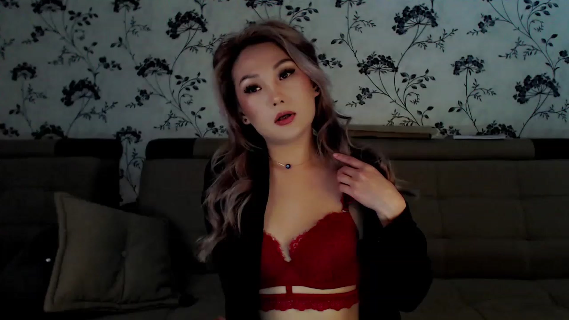 Gallery image thumbnail from Oiuysgdb's myfreecams stream on, 12/15/2022, 12:08 image 4 of 20