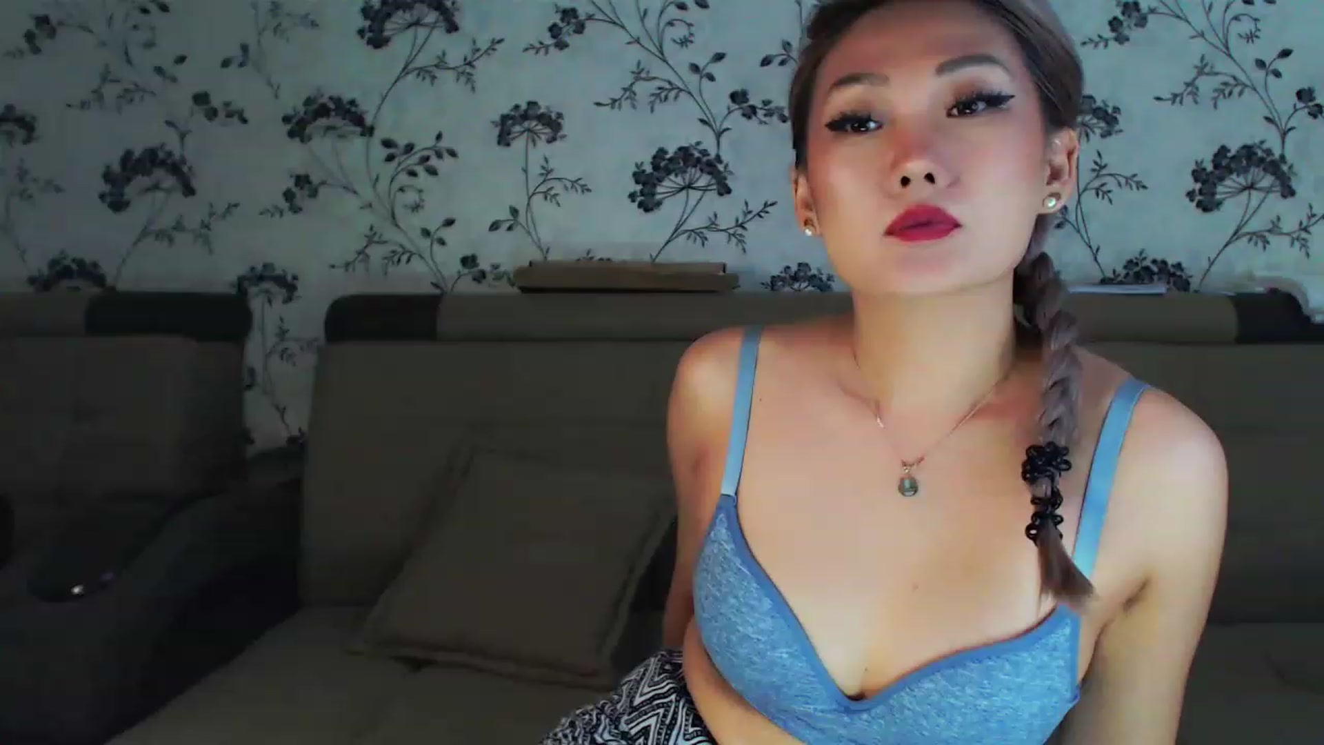 Gallery image thumbnail from Oiuysgdb's myfreecams stream on, 12/24/2022, 15:15 image 4 of 20