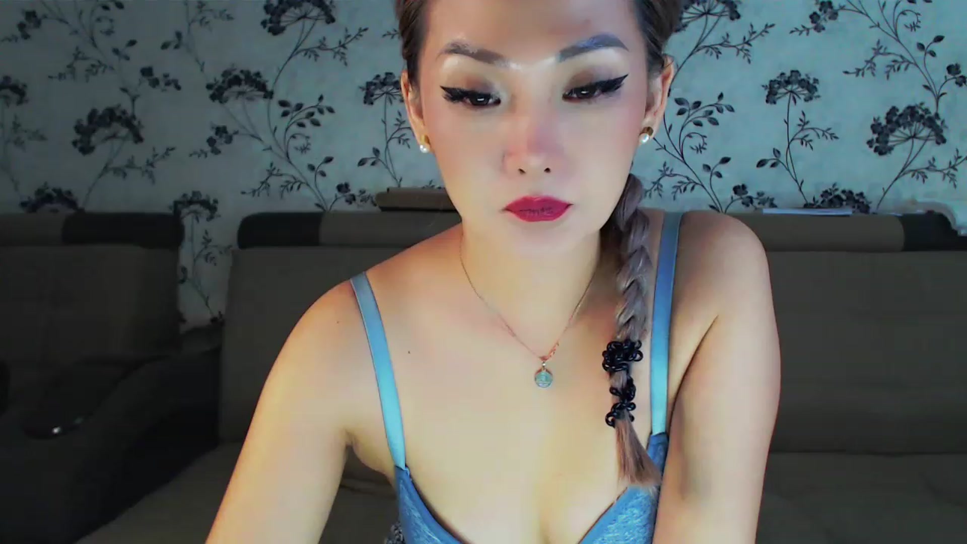 Gallery image thumbnail from Oiuysgdb's myfreecams stream on, 12/24/2022, 15:15 image 3 of 20