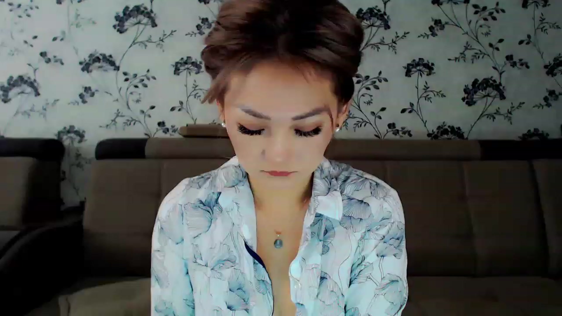 Gallery image thumbnail from Oiuysgdb's myfreecams stream on, 12/26/2022, 09:55 image 8 of 20