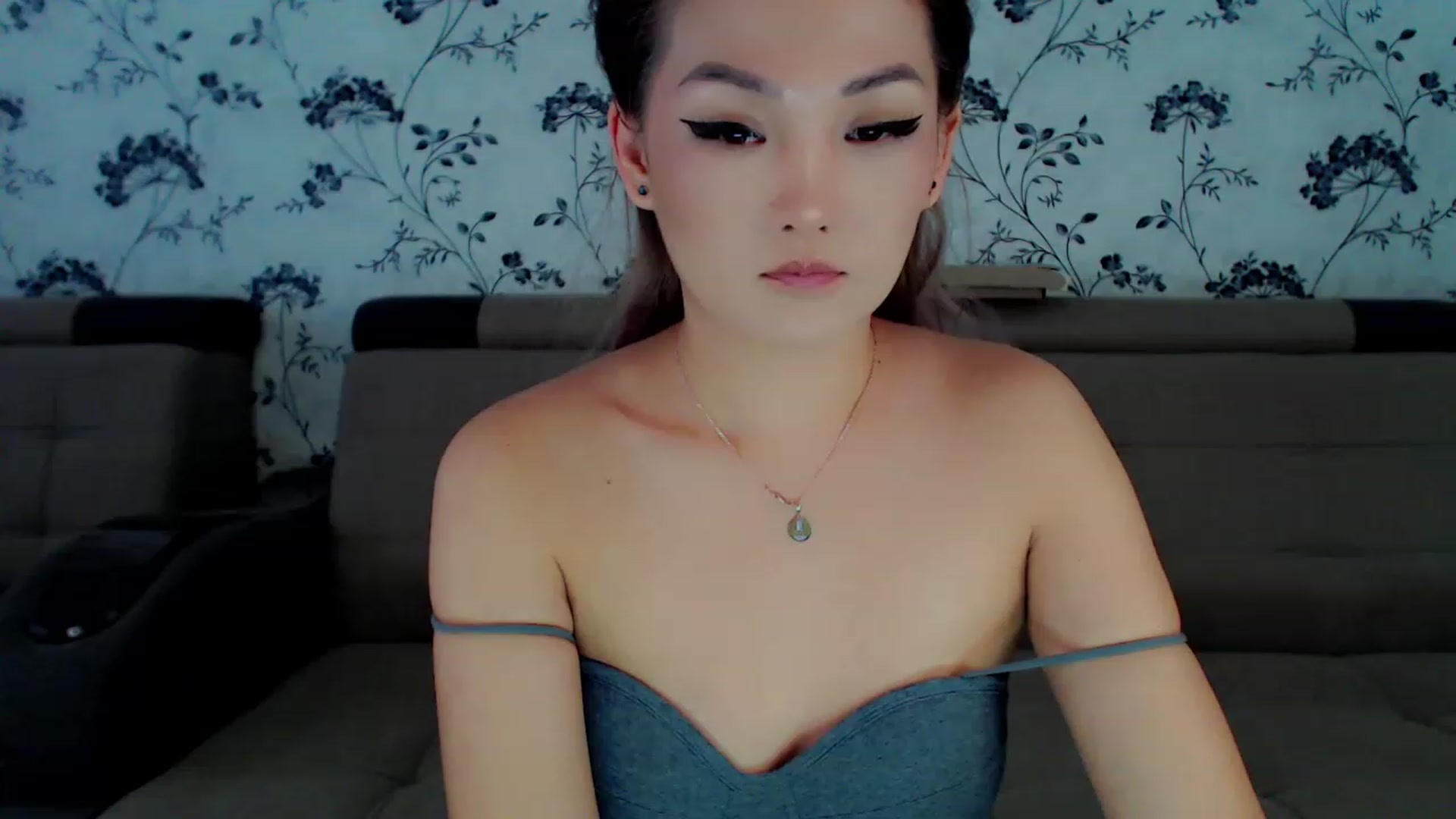 Gallery image thumbnail from Oiuysgdb's myfreecams stream on, 01/06/2023, 09:48 image 15 of 20